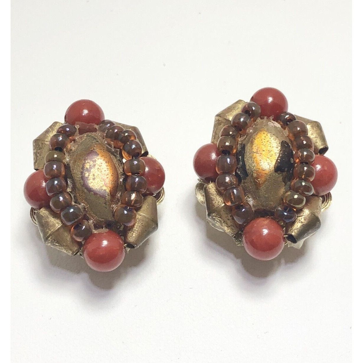 Vintage Signed HOBE Vintage Art Glass Bead Beaded Cluster Clip On Ea Size ONE SIZE - 1 Thumbnail