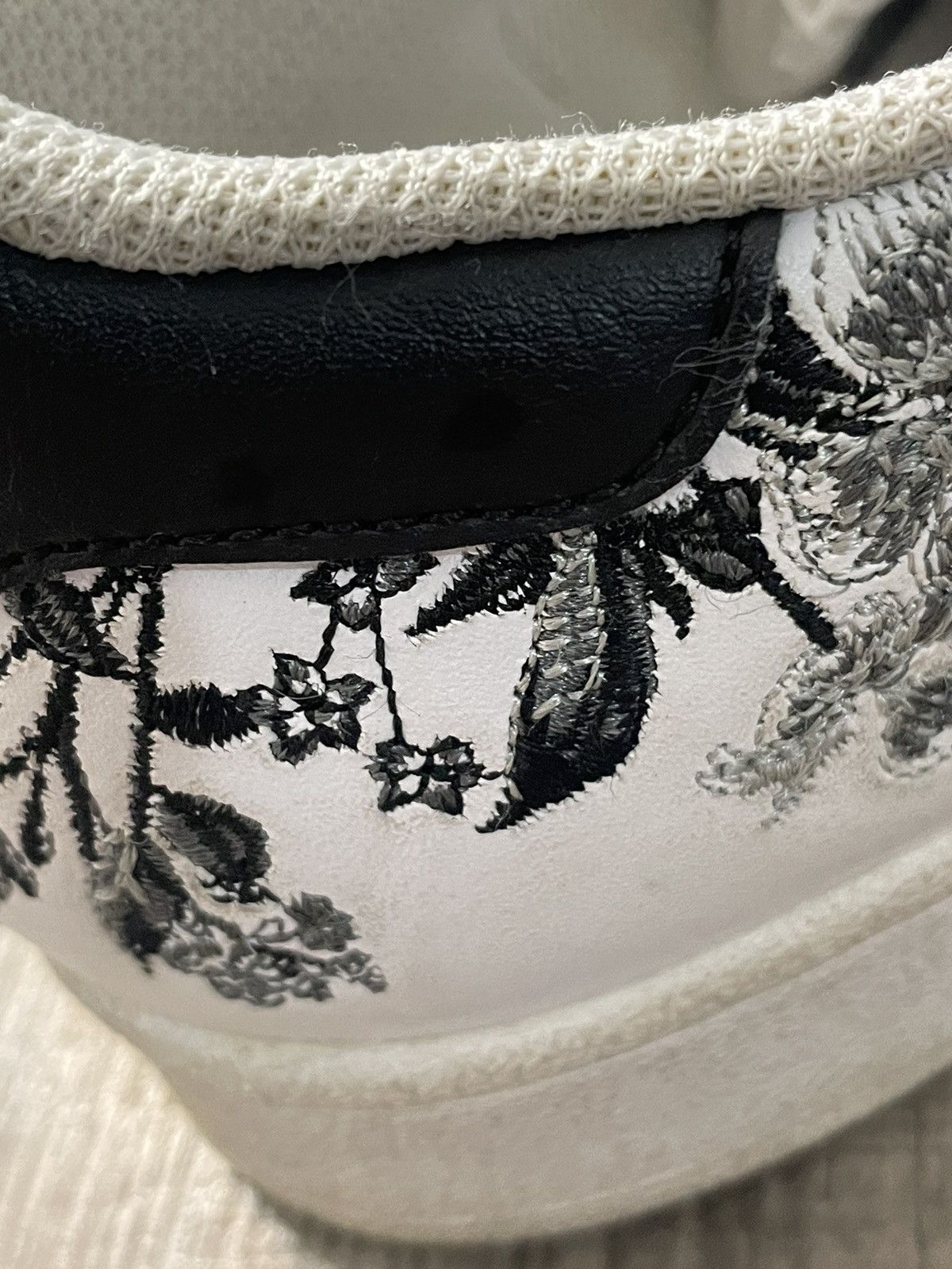 Adidas Adidas Floral Twist Shell Toe Superstar Sneakers Size US 8.5 / EU 41-42 - 4 Thumbnail