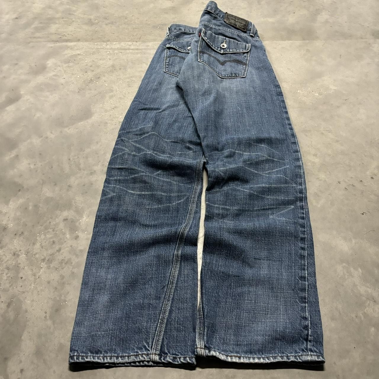 Levi's × Vintage Crazy Vintage Y2K/2000s Grunge Levi’s Medium Wash Essential Denim Jeans! Size US 34 / EU 50 - 4 Thumbnail