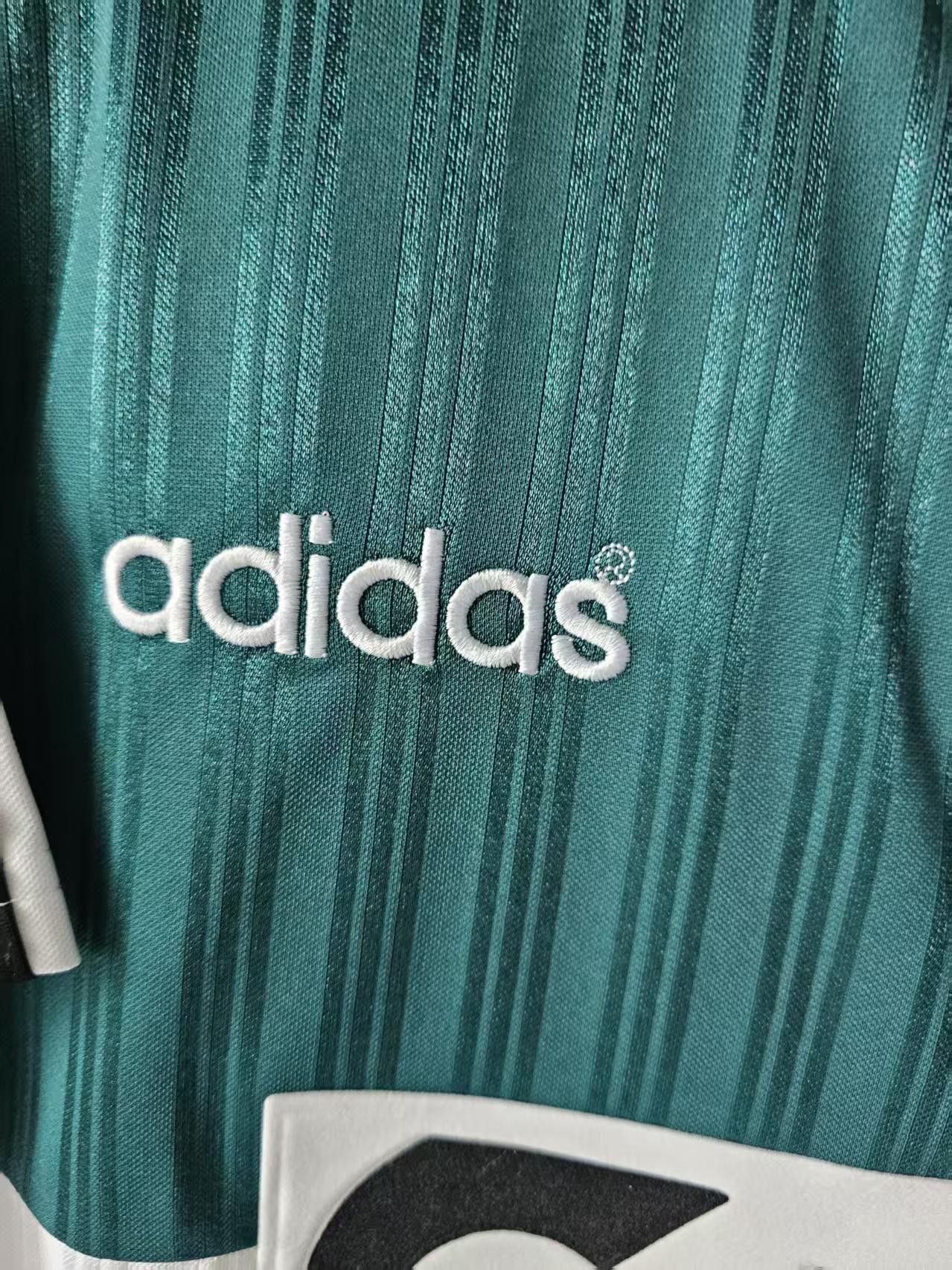 Other 1995 1996 Liverpool Jersey Size US XL / EU 56 / 4 - 2 Thumbnail