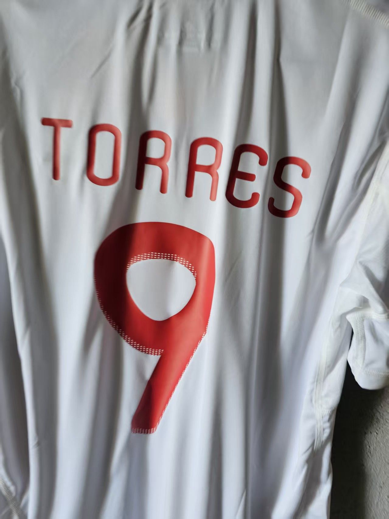 Other 2011 2012 Spain 9 Torres Jersey Away Size US L / EU 52-54 / 3 - 6 Thumbnail