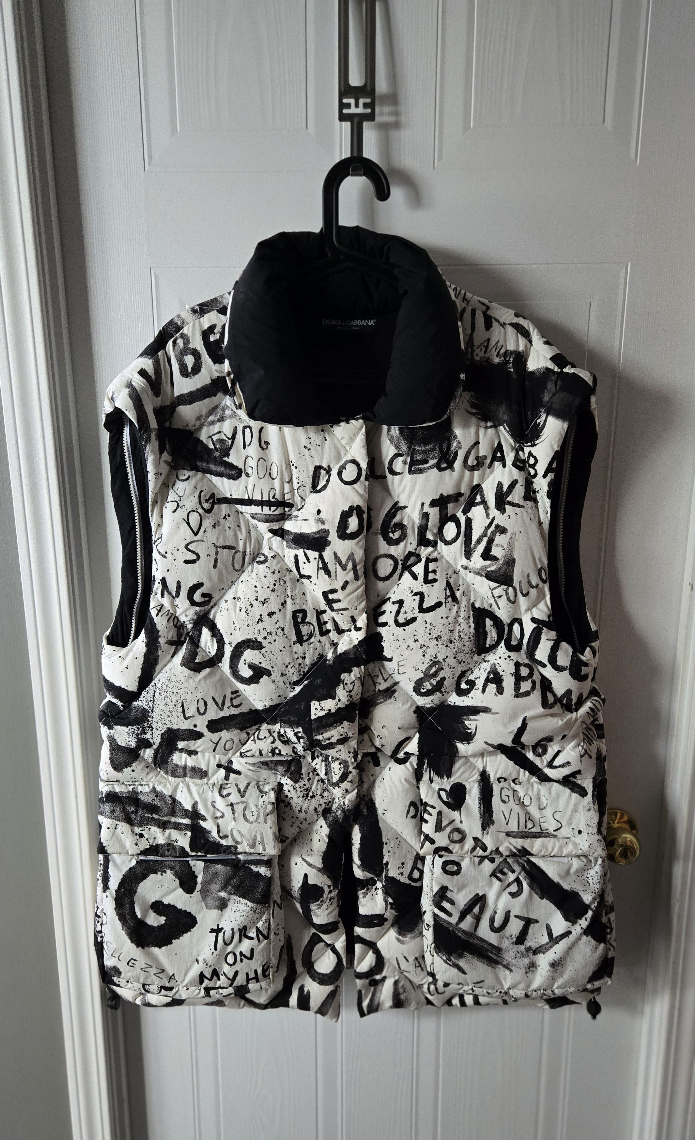 Dolce & Gabbana Dolce & Gabana Grafitti Print Down Jacket Size M / US 6-8 / IT 42-44 - 8 Thumbnail