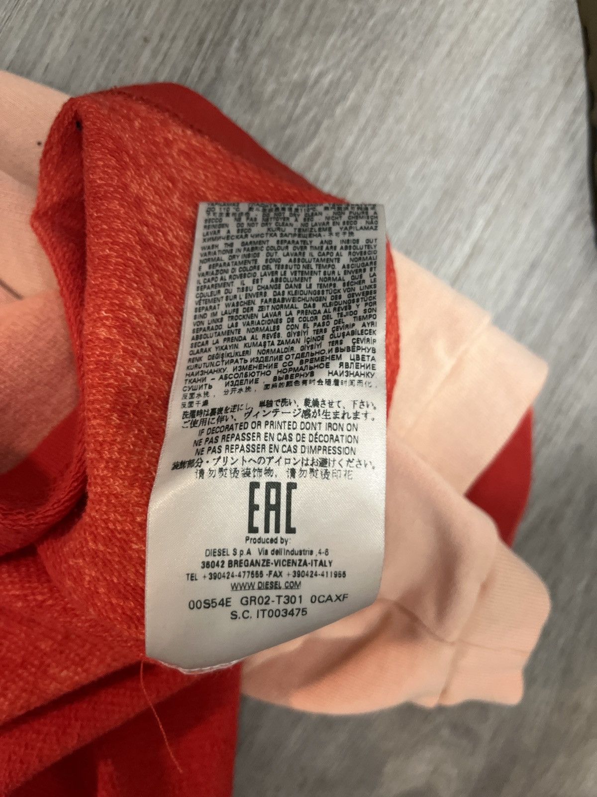 Diesel × GR-Uniforma × PROJECT G/R Red Washed Diesel C GR-Uniforma T-shirt Size US M / EU 48-50 / 2 - 5 Thumbnail