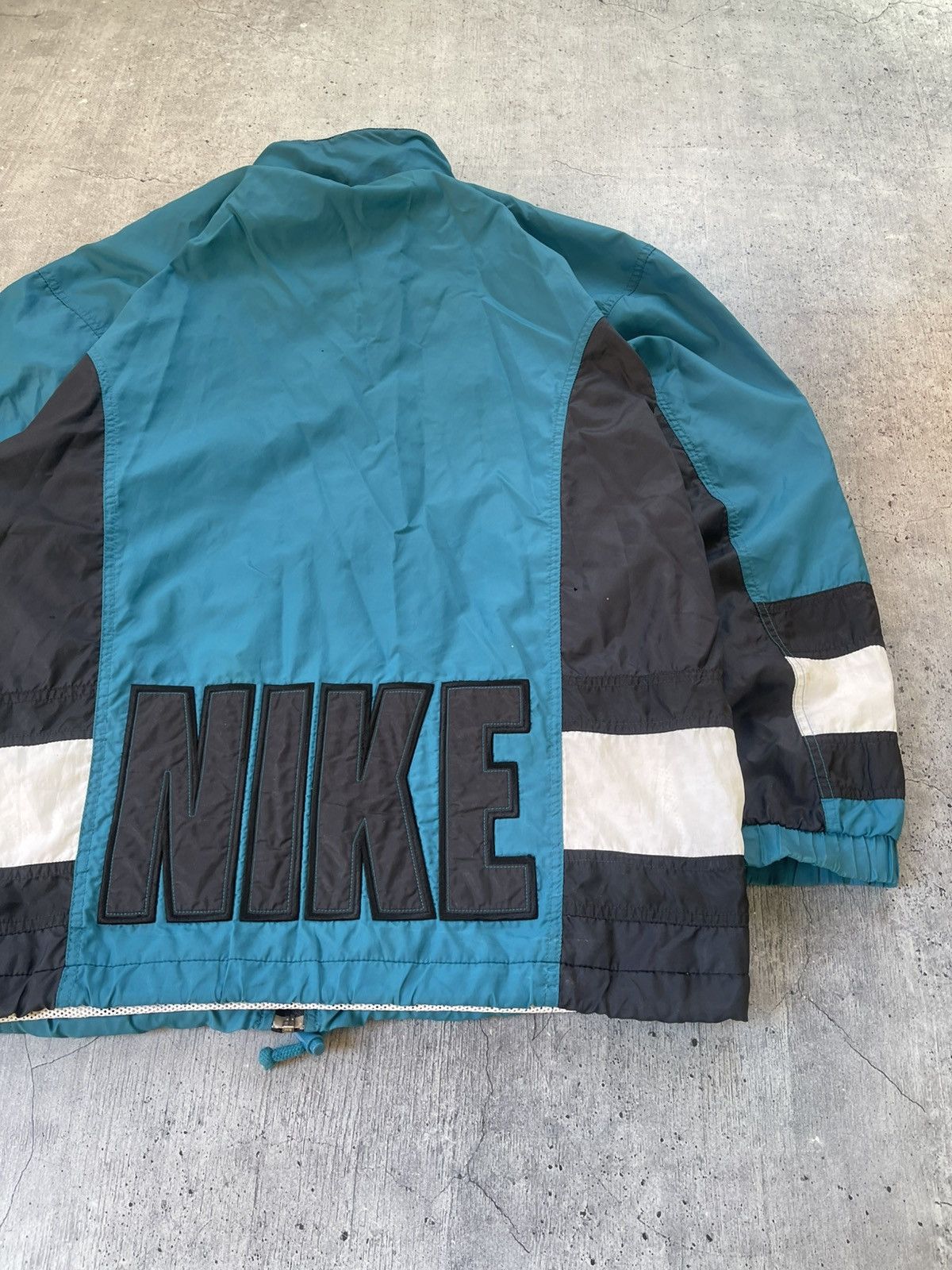 Nike × Vintage Nike vintage Light Jacket big logo Size Xl Size US M / EU 48-50 / 2 - 10 Thumbnail