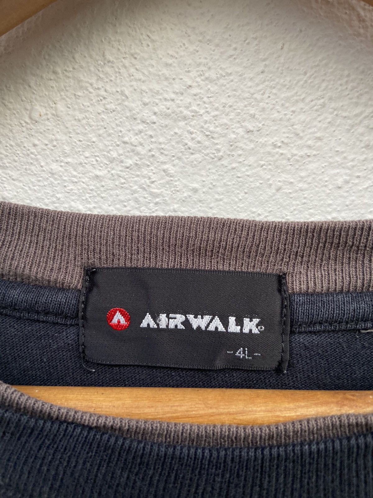 Airwalk 🔥 Vintage y2k Airwalk t shirt double sleeve Size US XL / EU 56 / 4 - 6 Thumbnail