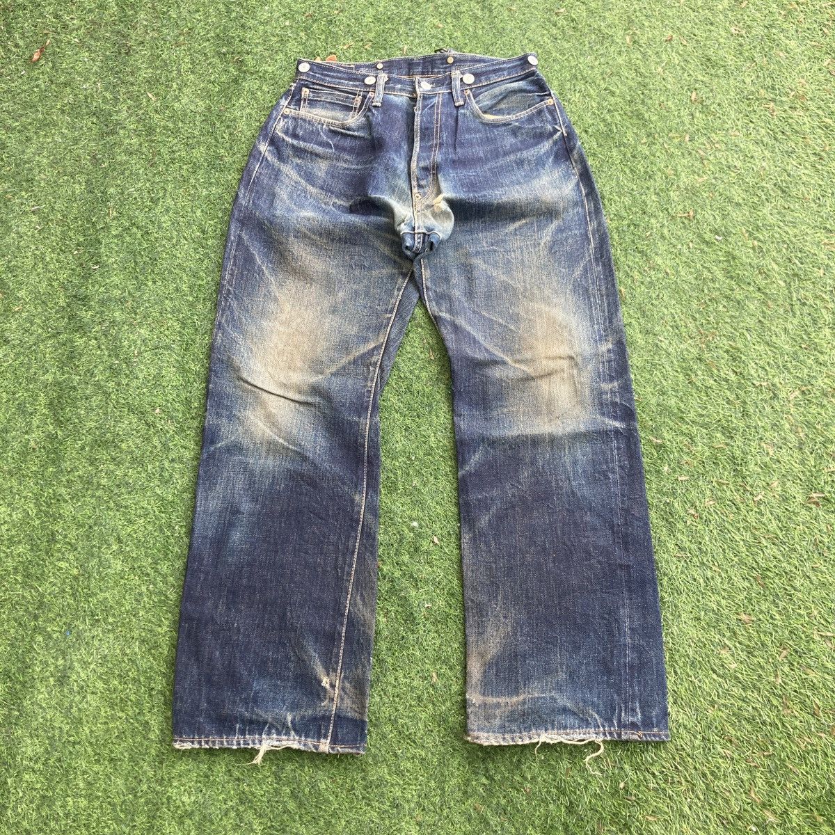 Denime VINTAGE DENIME SELVEDGE BUCKLE BACK DISTRESSED JEANS Size US 29 - 1 Thumbnail