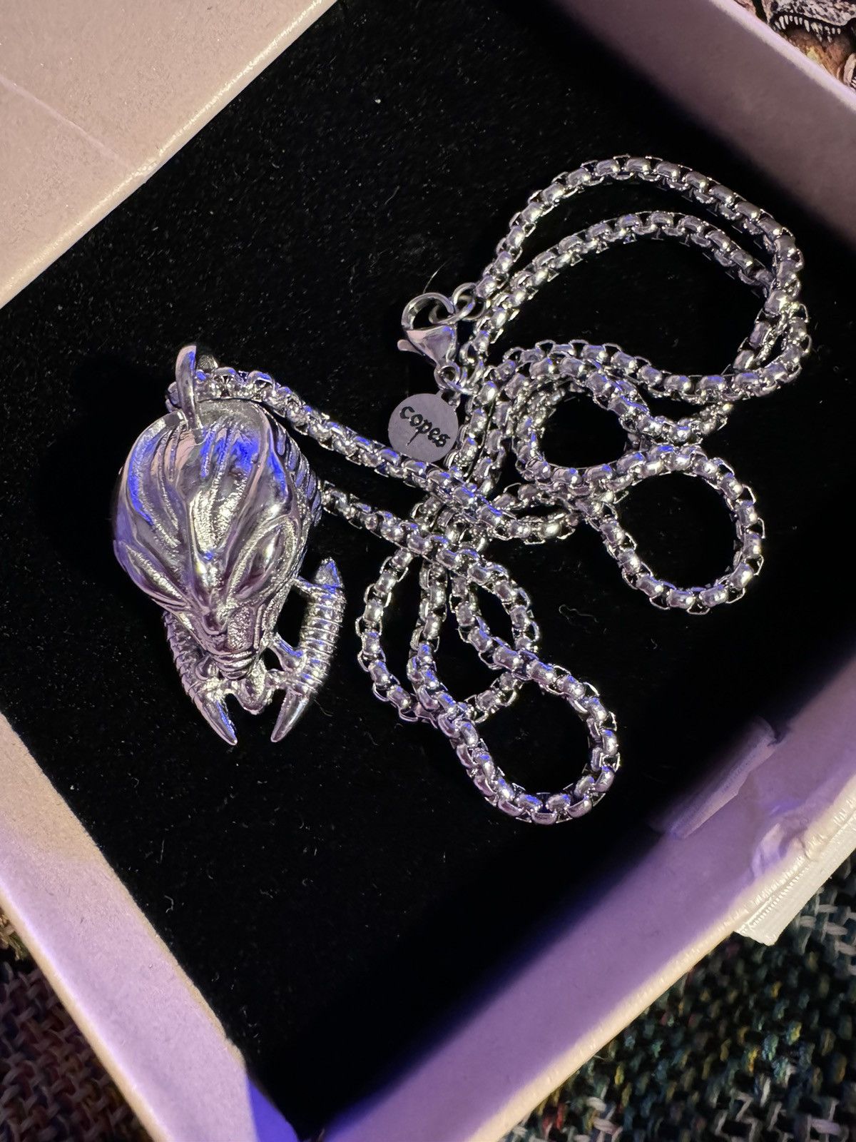 Copes copes Greytech Alien predator Necklace silver chain Size ONE SIZE - 7 Thumbnail