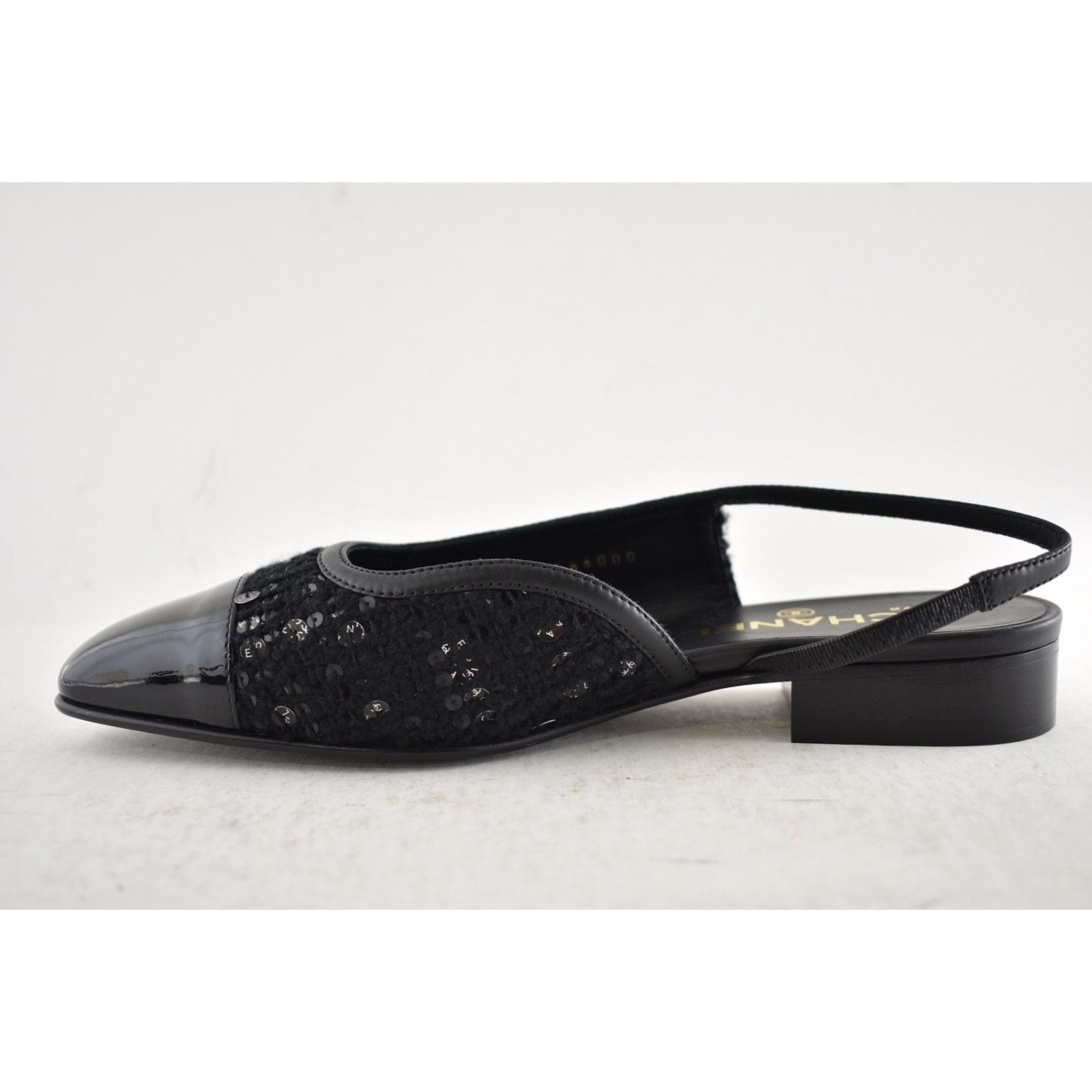 Chanel Chanel Black Wool Tweed Patent CC Slingback Ballet Flat 36.5 Size US 5.5 / IT 35.5 - 15 Thumbnail