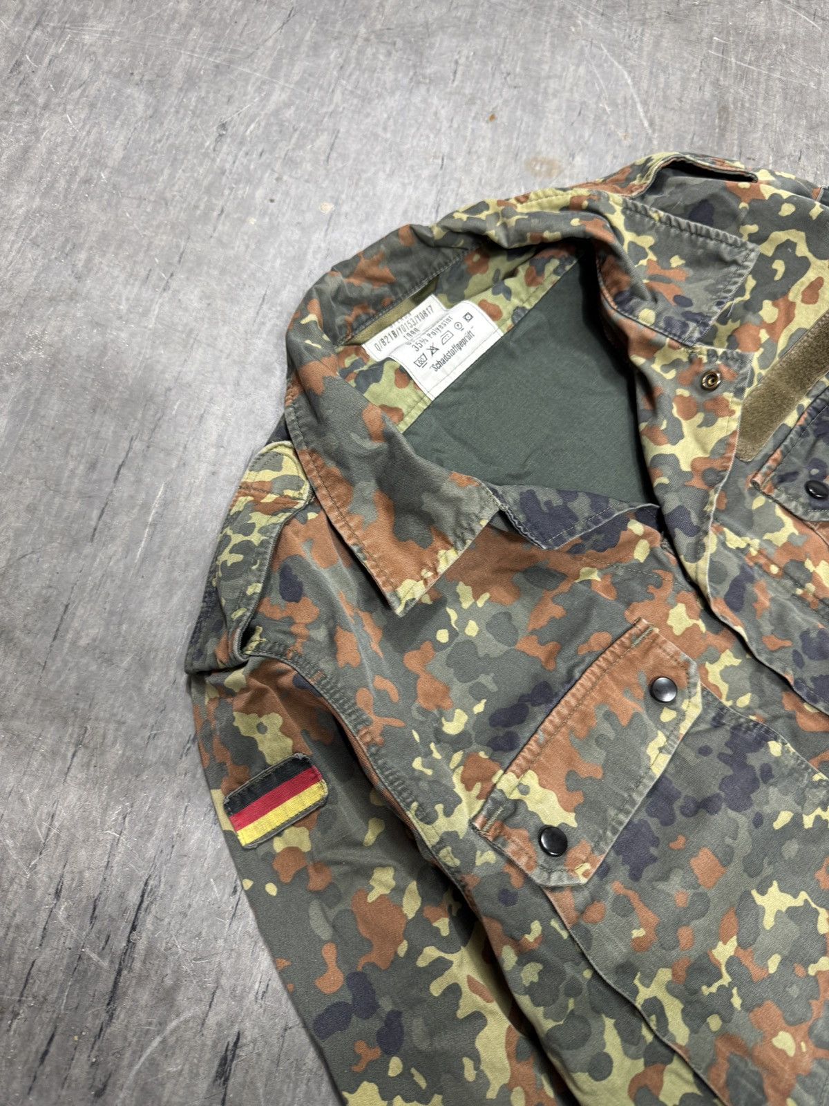 Japanese Brand ᶠᵃⁿᶜʸᵍᵘʸBOXY Army Shirt Vintage Cropped Button Up 90s 80 Size US M / EU 48-50 / 2 - 5 Thumbnail