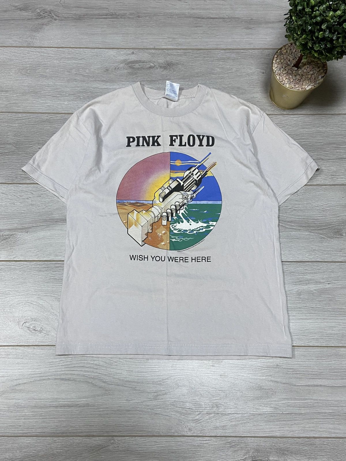 Vintage 2005 Pink Floyd Tee vintage Wish You were here Size US L / EU 52-54 / 3 - 1 Thumbnail