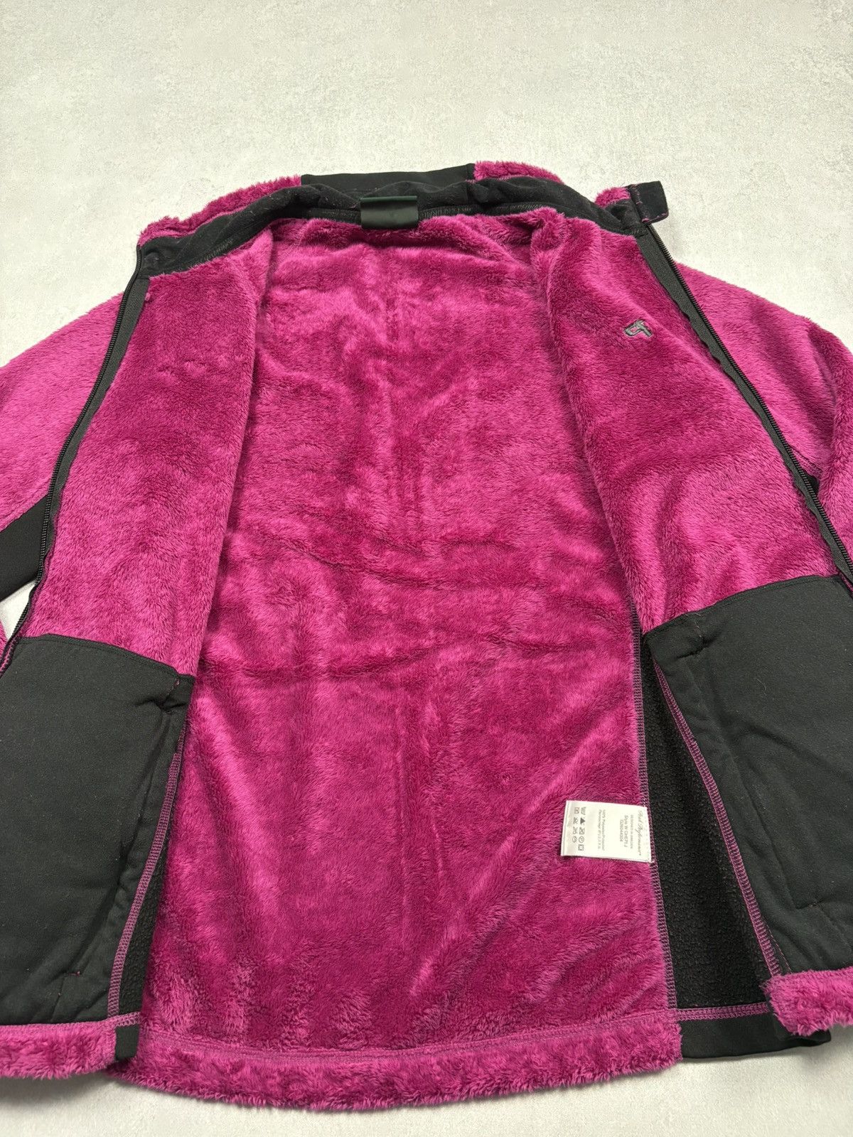 Peak Performance Vintage Peak Performance Retro Fleece Jacket Purple Y2K 00s Size M / US 6-8 / IT 42-44 - 13 Thumbnail