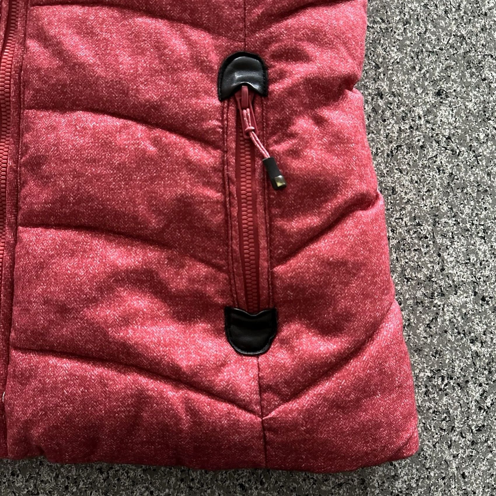 tentree Green Tea Vest Womens S Puffer Red Lined Faux Fur Removable Hood Zip Pockets Winter Size S / US 4 / IT 40 - 2 Thumbnail
