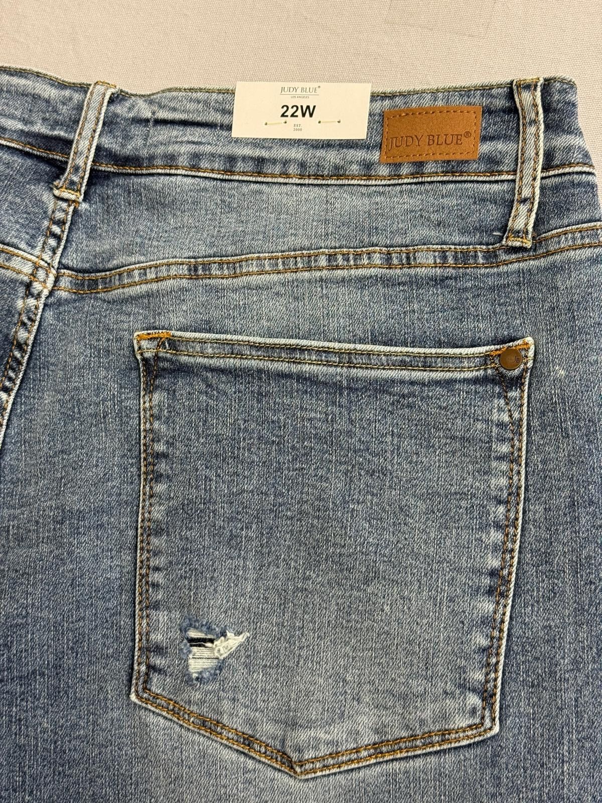 Other Judy Blue Jeans Hi-Rise Destroyed Slim Fit NWT Size 22W Size 42" / US 20 - 6 Thumbnail