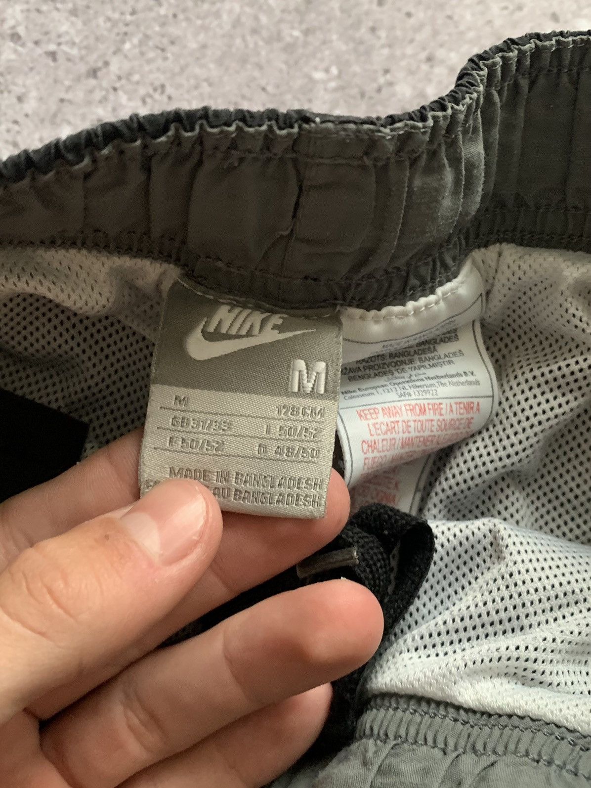 Nike × Vintage 🔥VINTAGE NIKE NYLON SHORTS Size US 32 / EU 48 - 6 Thumbnail