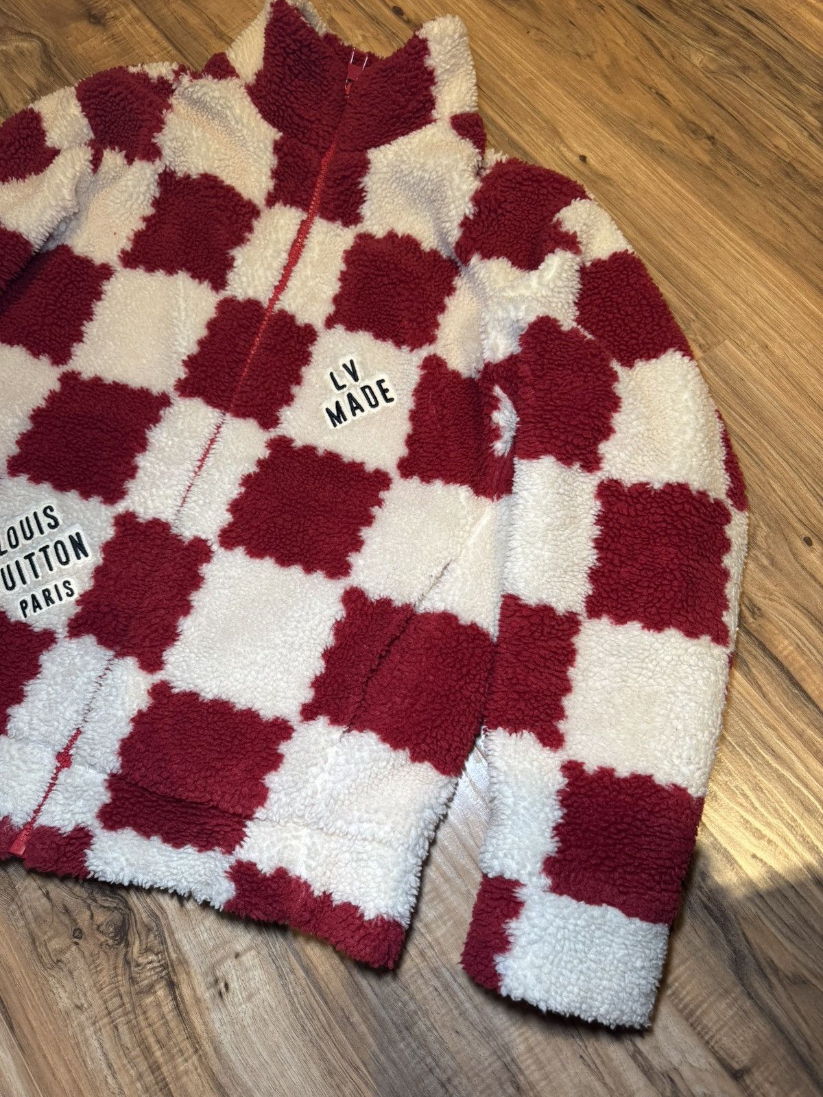 Louis Vuitton Louis Vuitton Red Checkered Fleece Size US L / EU 52-54 / 3 - 3 Thumbnail