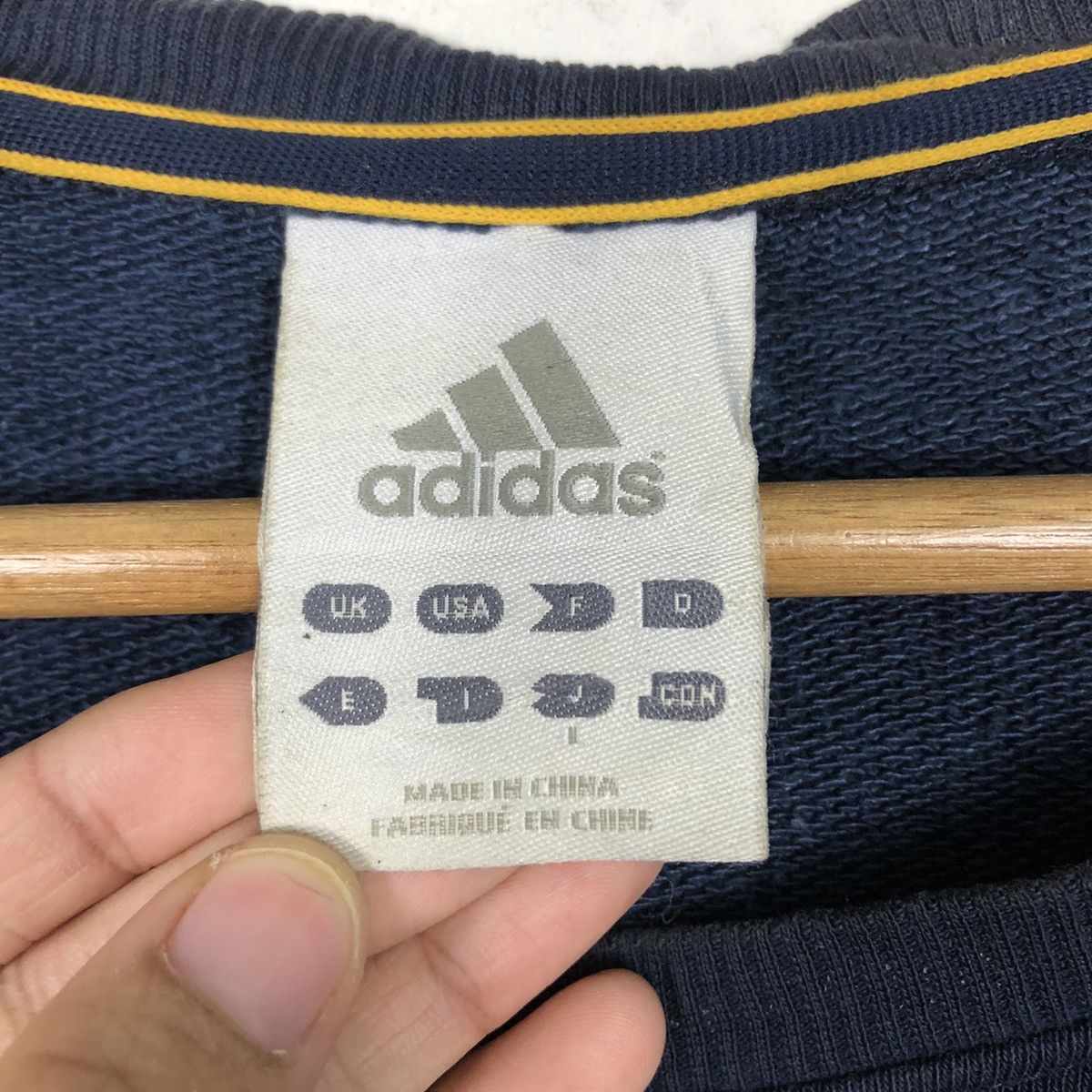 Adidas 📌Vintage Sweatshirt Adidas Striped Big Logo Spell Out Size US L / EU 52-54 / 3 - 14 Thumbnail