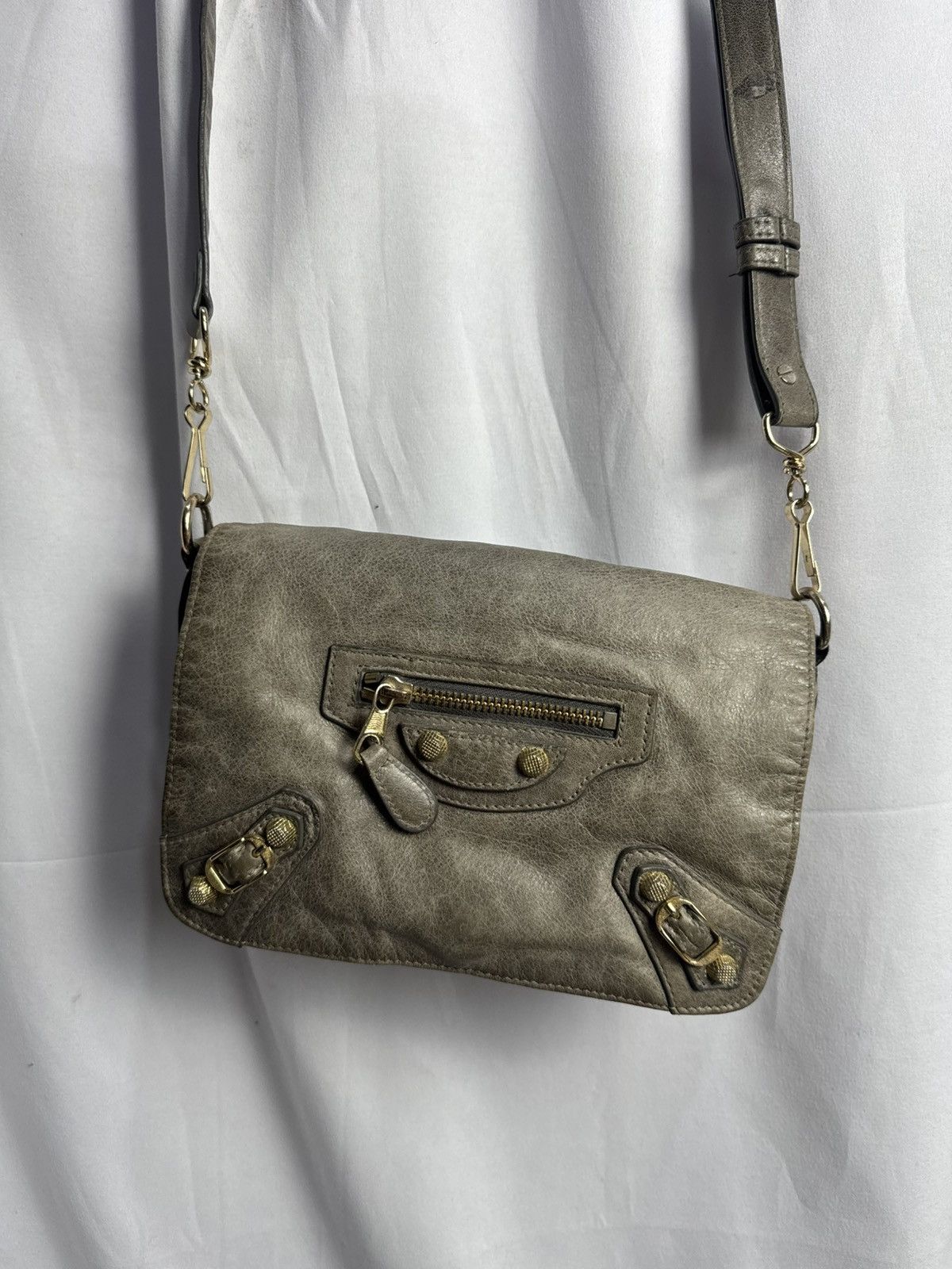 Vintage Leather Bags City Sling Bag Size ONE SIZE - 1 Thumbnail