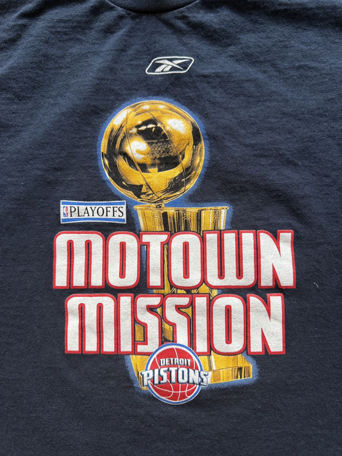 Vintage Vintage Y2K Detroit Pistons Motown Mission Graphic Tee Size US XS / EU 42 / 0 - 2 Thumbnail