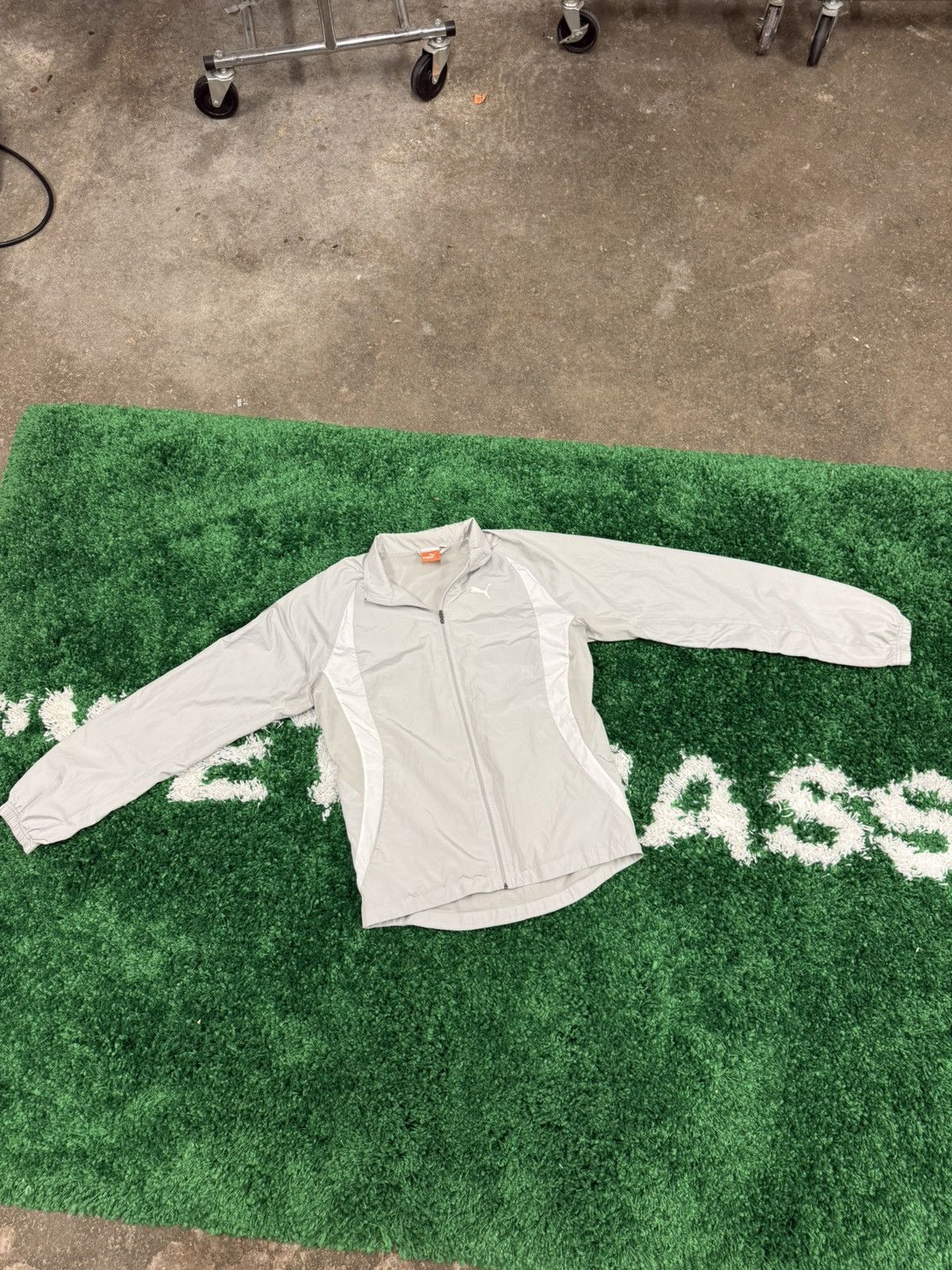 Puma × Vintage Vintage Puma Silver 3M Volt Retro Y2K Track Jacket White Size US S / EU 44-46 / 1 - 2 Thumbnail