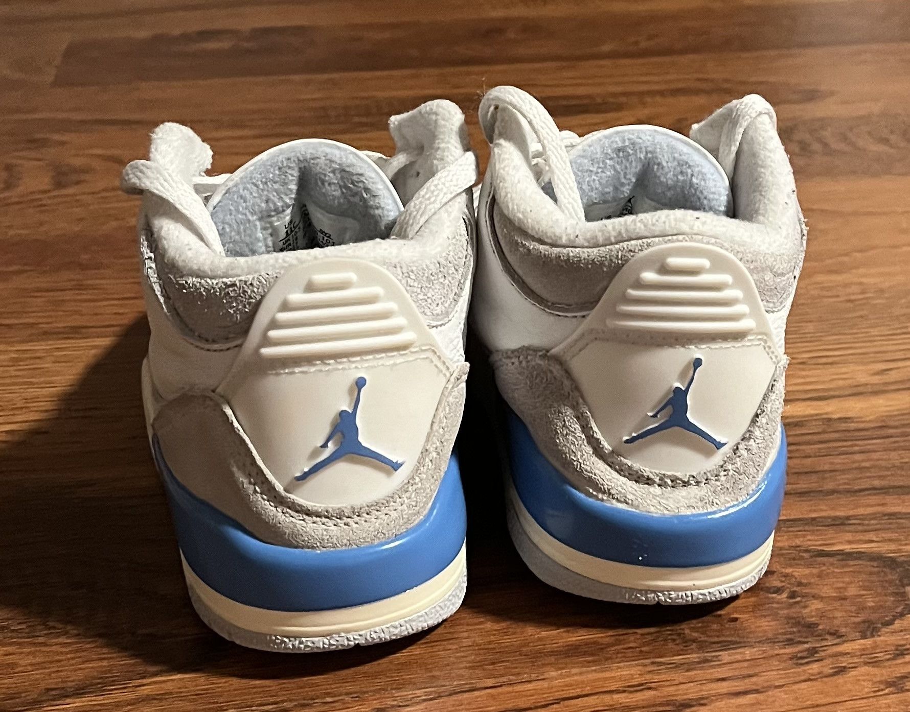 Jordan Brand Jordan 3 Retro Lucky Shorts Kids 11C Size US 11 / EU 44 - 5 Thumbnail