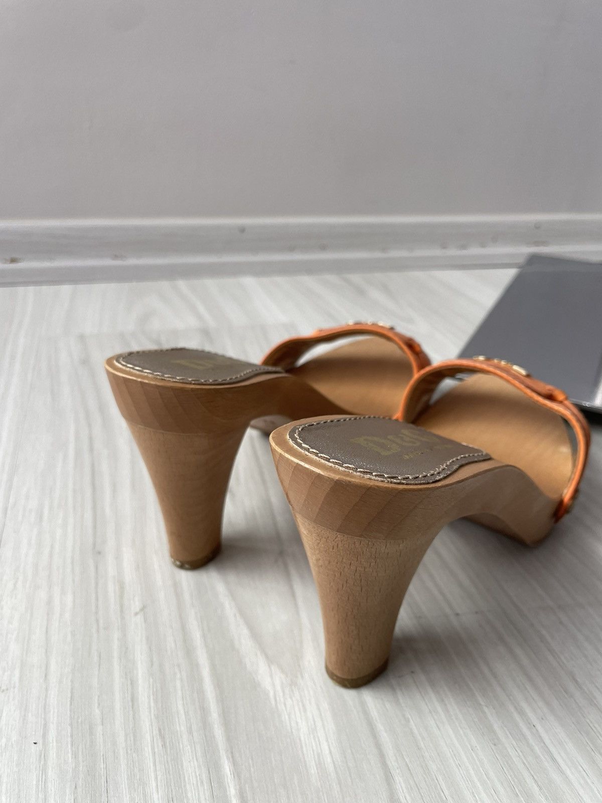 Dolce & Gabbana Dolce Gabbana mules Size US 6.5 / IT 36.5 - 11 Thumbnail