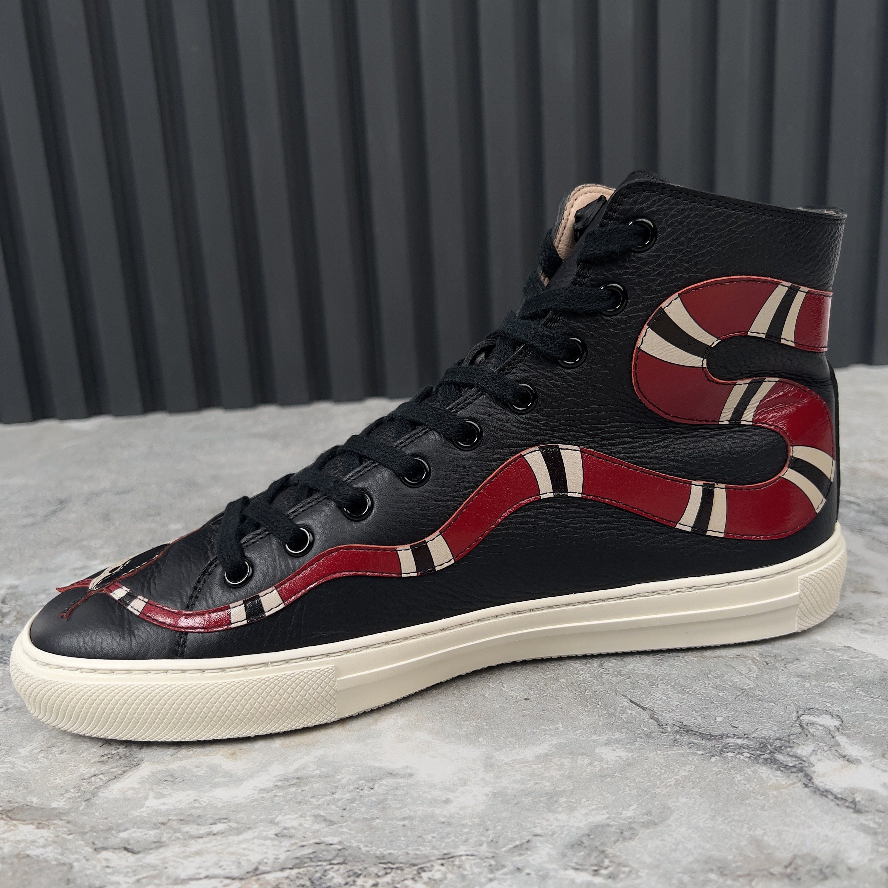 Gucci Gucci Major Snake High Top Sneakers Leather Size US 9 / IT 39 - 7 Thumbnail