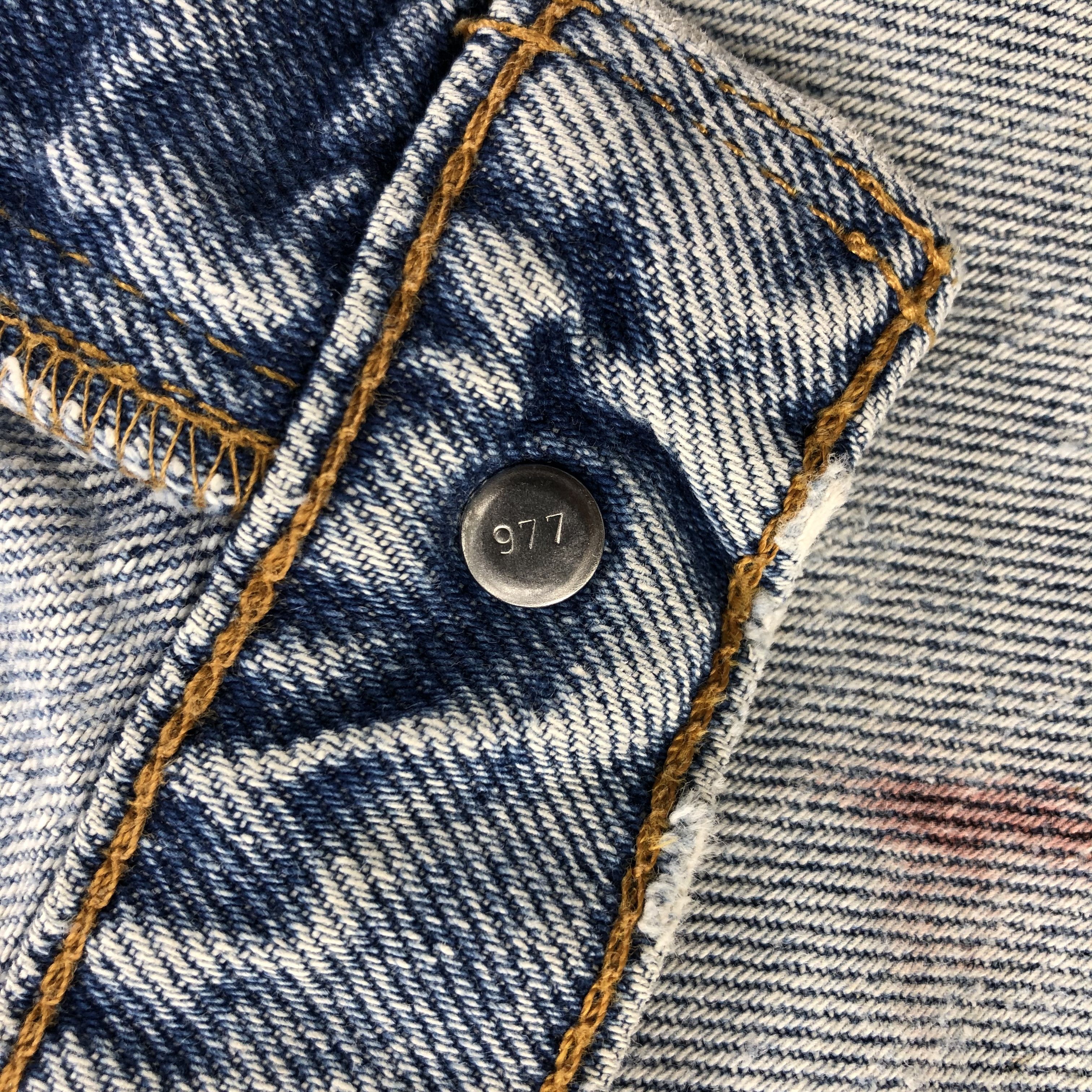 Levi's × Vintage Vintage 90s Light Wash Levis 560 Jeans-JM1771 Size US 37 - 9 Thumbnail