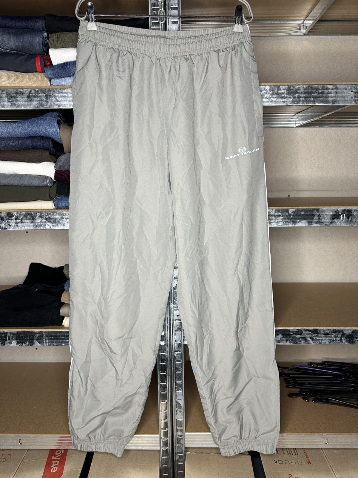Sergio Tacchini Sergio Tacchini Track Pants Size L / XL Windbreaker Joggers Size US 34 / EU 50 - 1 Thumbnail