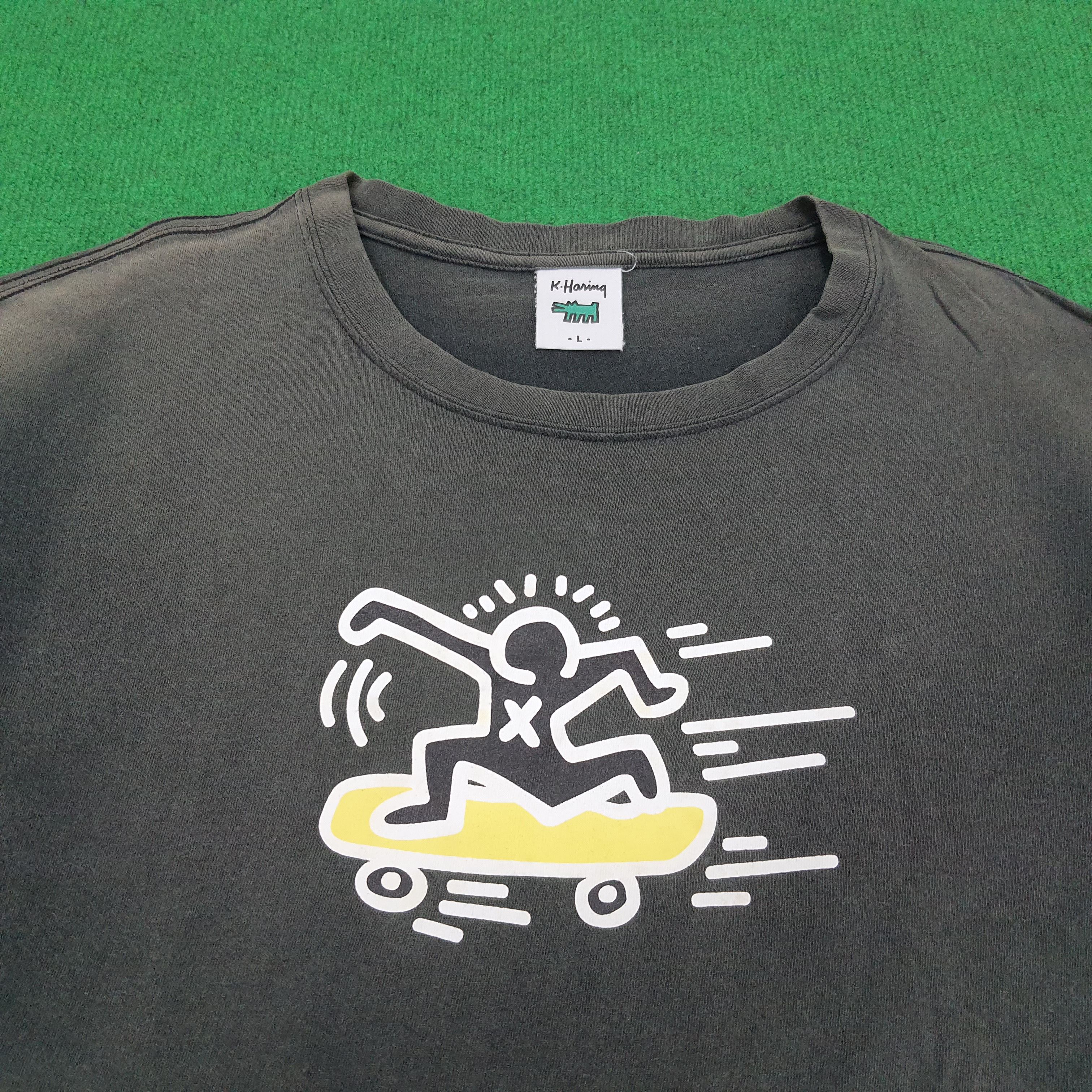 Japanese Brand × Vintage Vintage Keith Haring Japanese Streetwear T-shirt Size US L / EU 52-54 / 3 - 2 Thumbnail