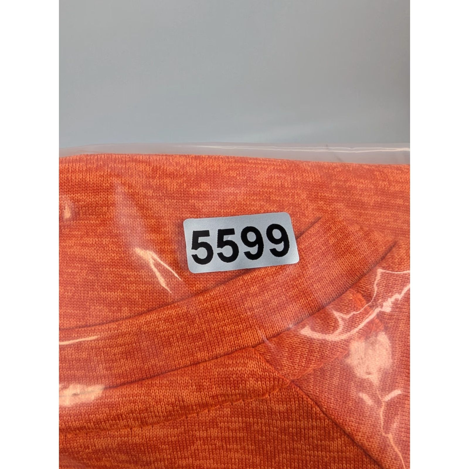 Under Armour VINTAGE Under Armour Shirt Men's LT Orange Tech 2.0 Athletic T-Shirt Tee Active 1326413 Size US L / EU 52-54 / 3 - 8 Thumbnail