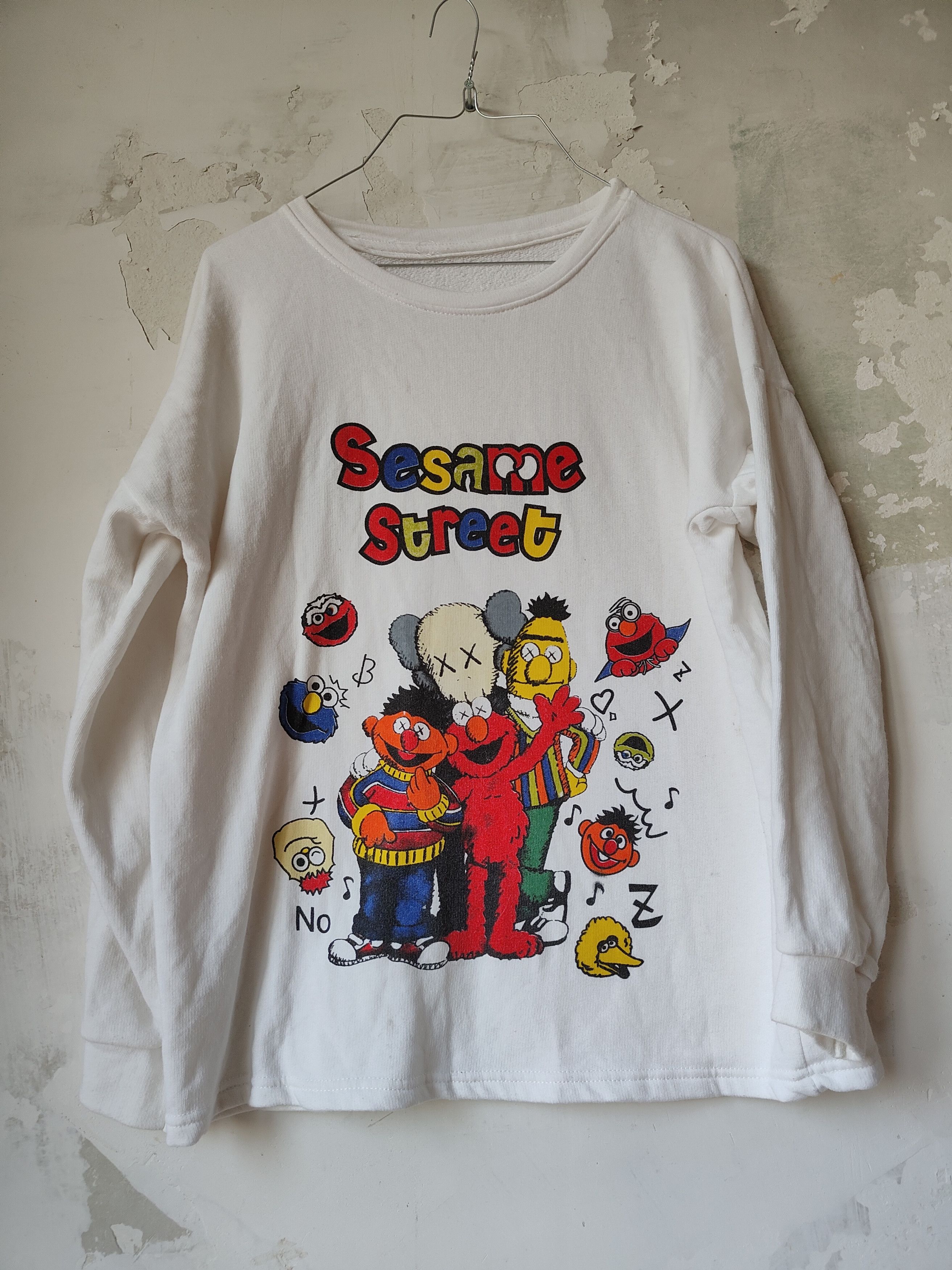 Vintage Vintage sesame street x kaws crewneck 70s 80s 90s y2k Size US M / EU 48-50 / 2 - 1 Thumbnail