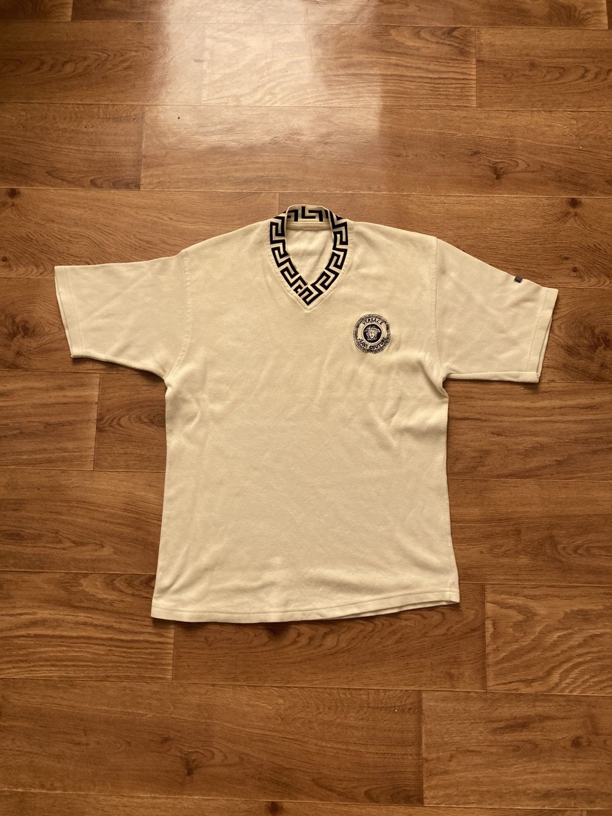 Vintage Vintage Versace bootleg tee tshirt S y2k drip old money Size US S / EU 44-46 / 1 - 2 Thumbnail