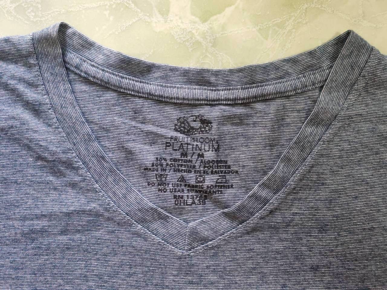Fruit Of The Loom 00s fruit of the loom platinum v neck blue stripes 21.5/27 Size US L / EU 52-54 / 3 - 2 Thumbnail