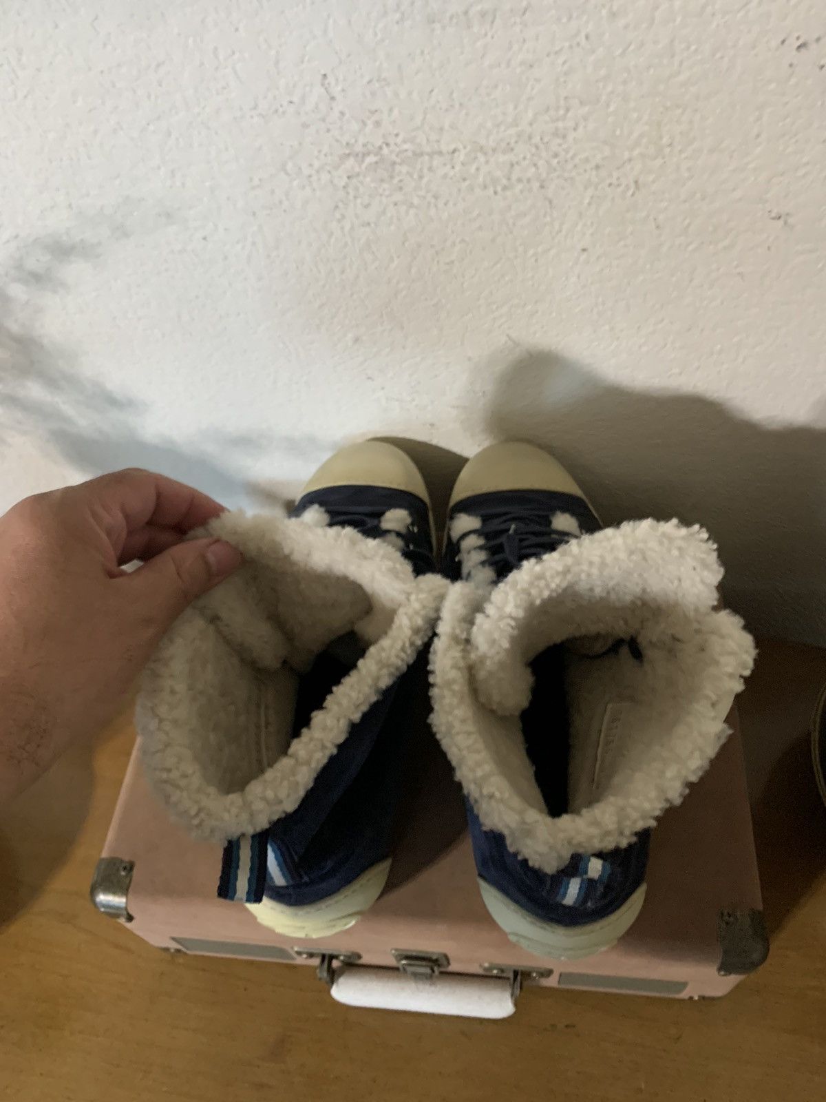 Gucci Suede Shearling Fashion Sneakers Size US 10.5 / EU 43-44 - 8 Thumbnail