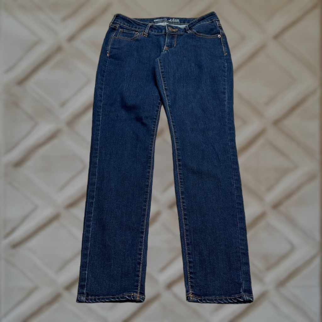 Old Navy Old Navy Rockstar Jeans Women’s Sz 6 Low-Rise Skinny Dark Wash 29x27 Size 28" / US 6 / IT 42 - 1 Thumbnail