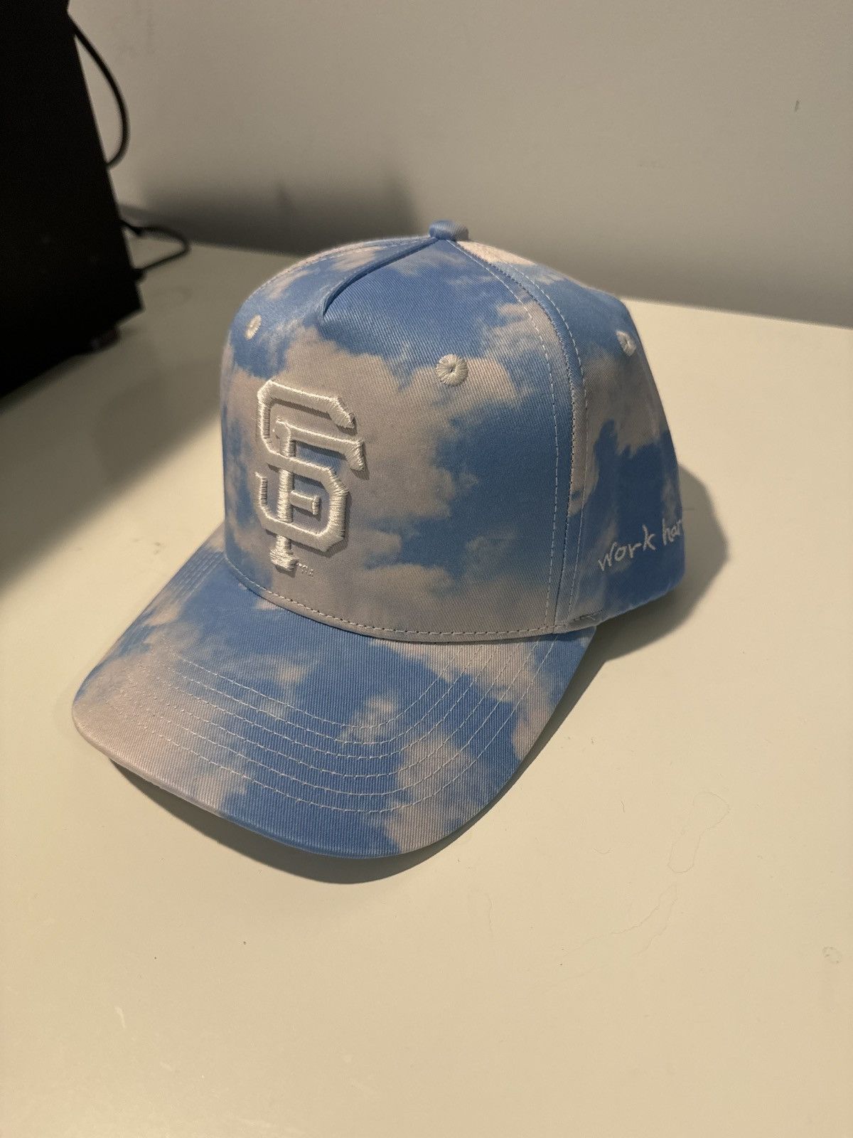 Shmeel Shmeel SF Cloud Hat Size ONE SIZE - 1 Thumbnail