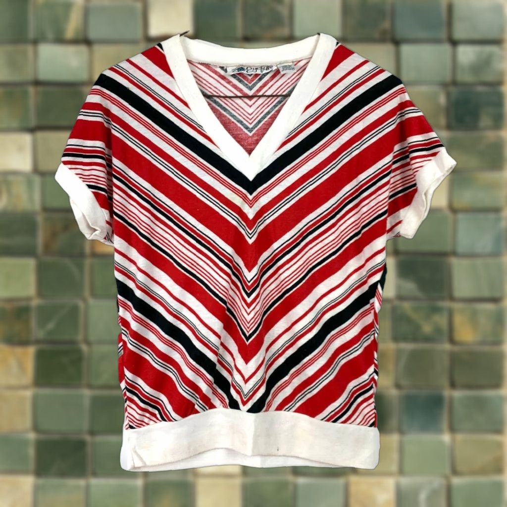 Vintage VINTAGE Eyefuls Chevron Vee Stripe Short Sleeve Tee Shirt Medium Size M / US 6-8 / IT 42-44 - 1 Thumbnail