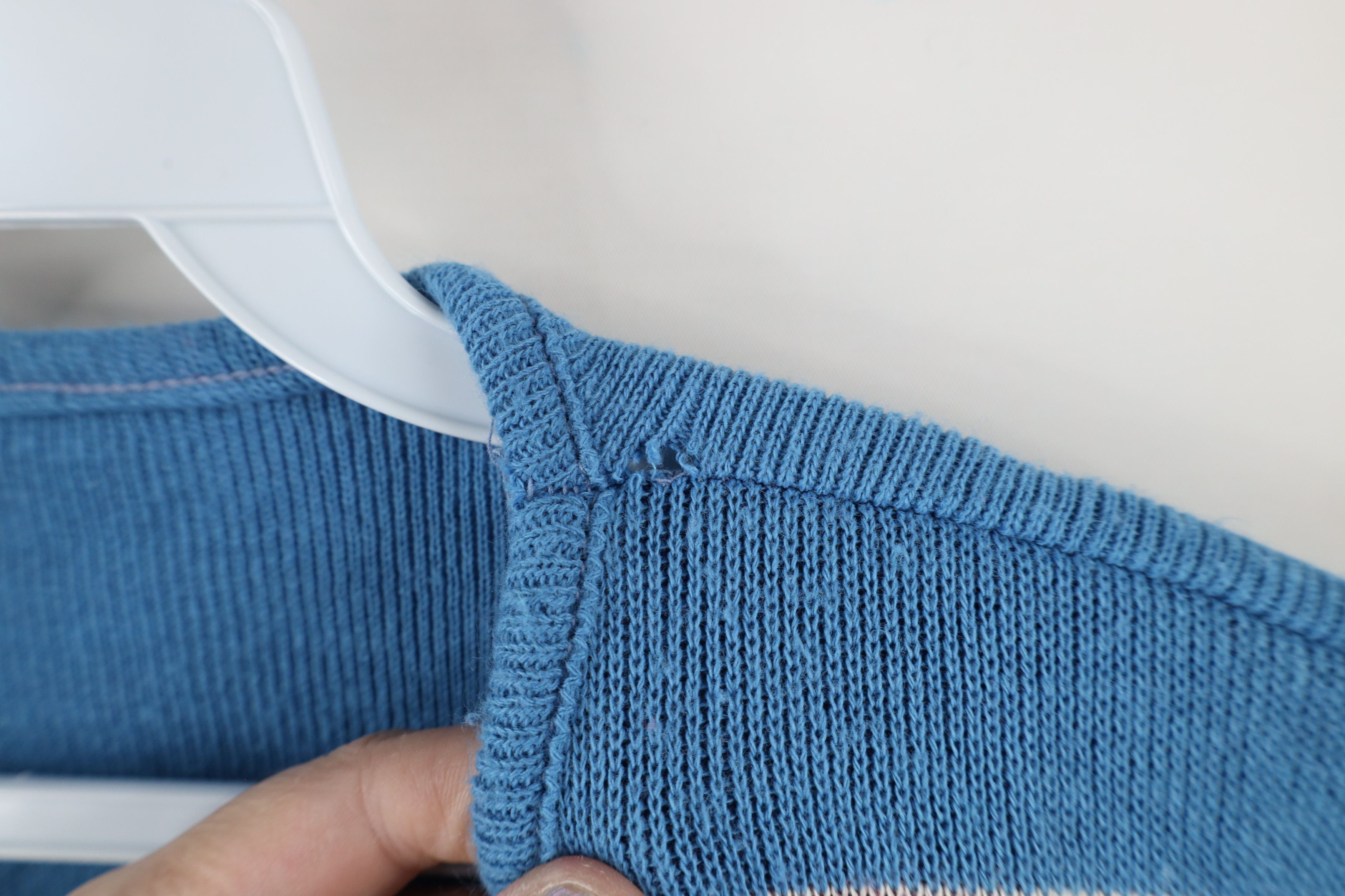 Vintage Vintage 60s 70s Mid Century Modern Knit Sweater Vest Poncho Size S / US 4 / IT 40 - 4 Thumbnail