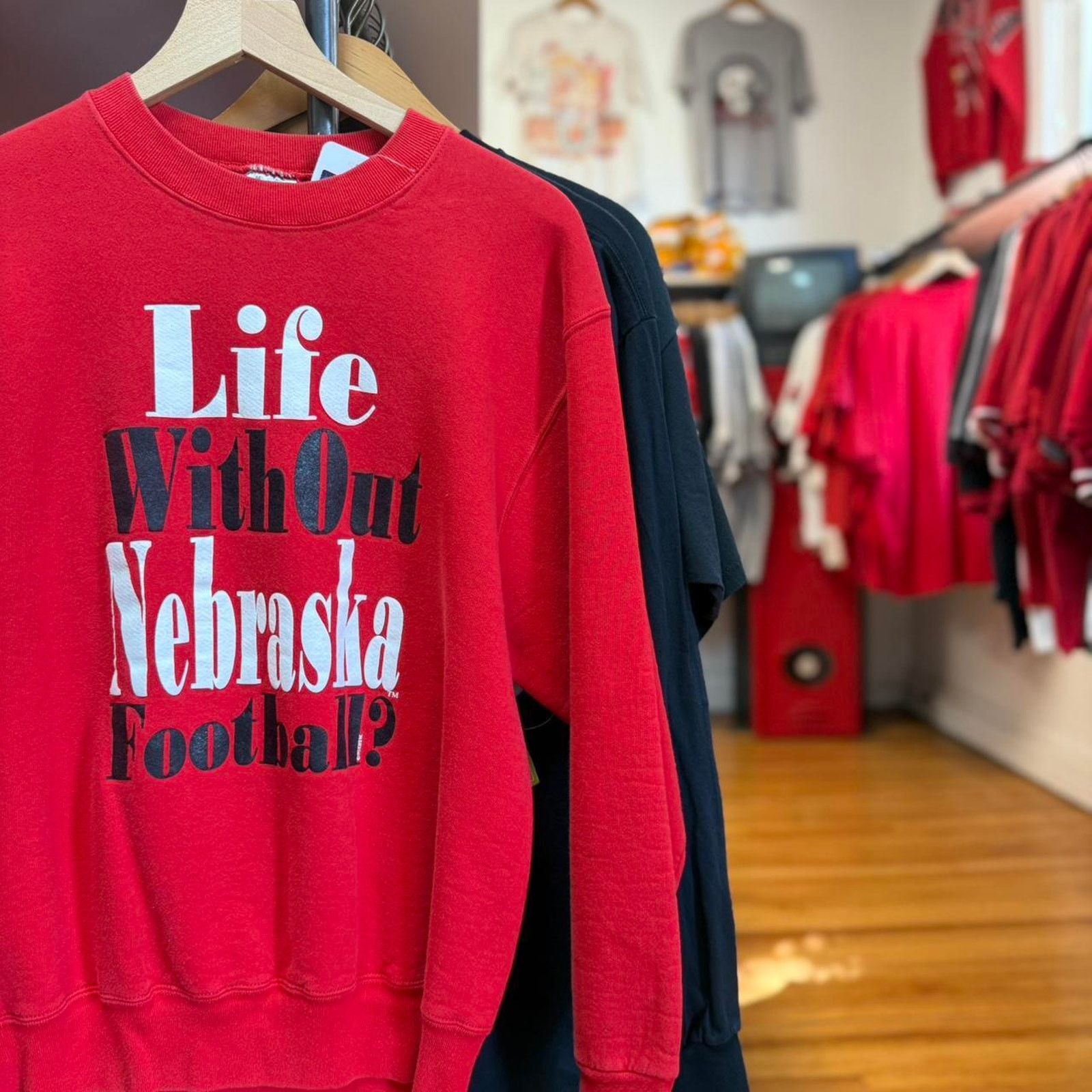 Vintage Vintage 90s Nebraska Huskers Life Without Football Crewneck Size US M / EU 48-50 / 2 - 1 Thumbnail