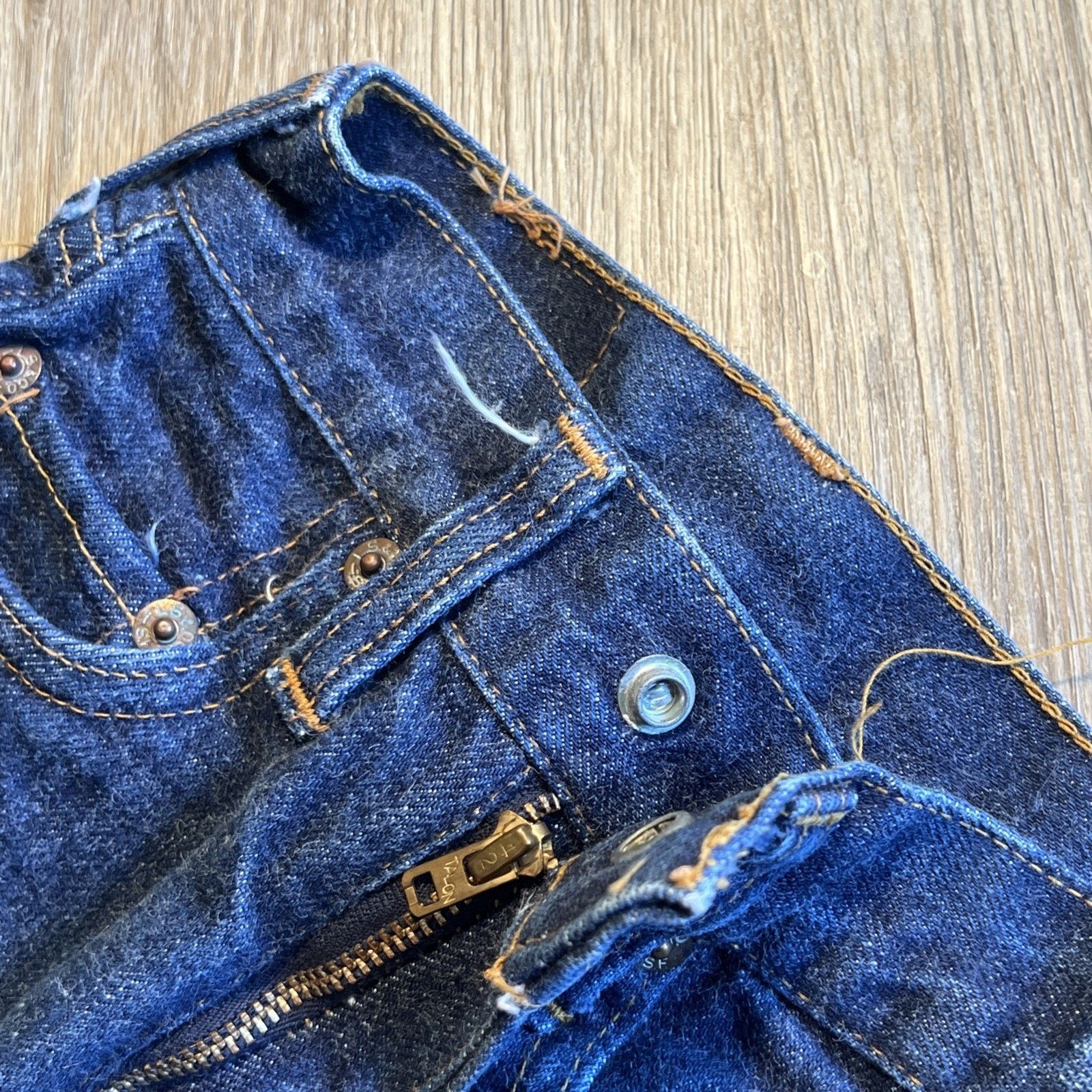 Levi's Levi 302 Big E 0 Toddler Dark Denim V Stitch Dark Indigo Size 25" / US 0 / IT 36 - 11 Thumbnail