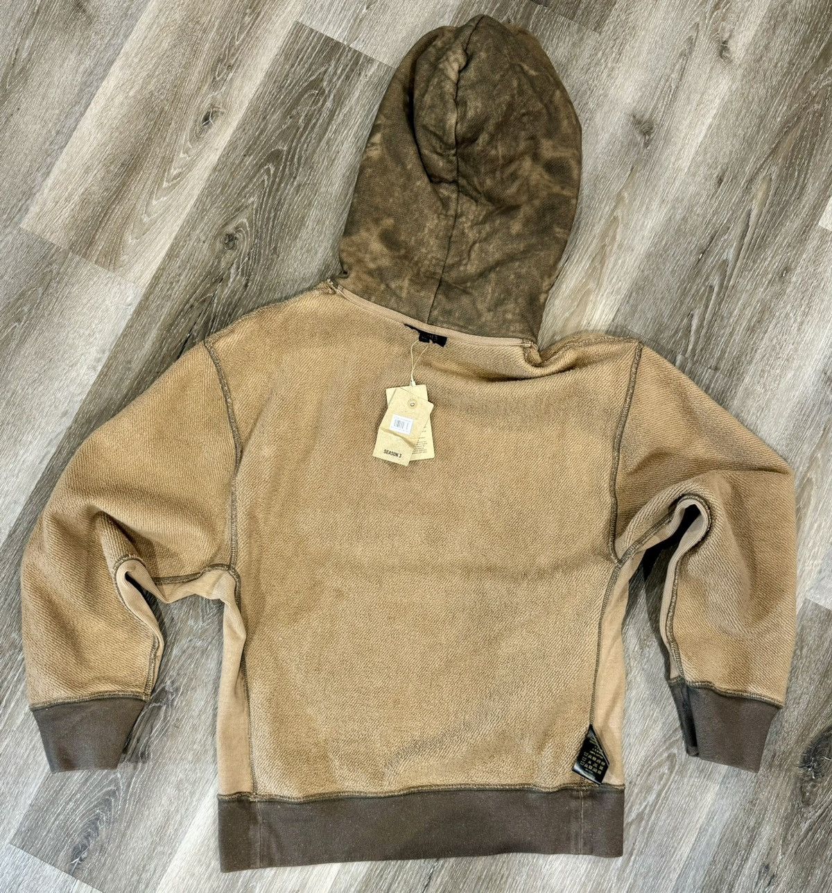 Kanye West × Yeezy NEW with Tags —YEEZY SEASON 3– @2016 CAMO TREE 🌲 Size US S / EU 44-46 / 1 - 11 Thumbnail