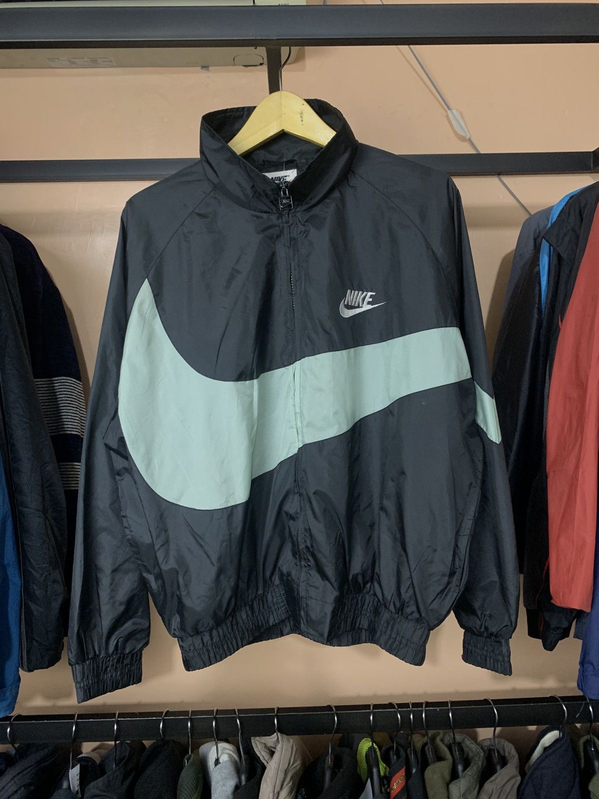 Nike 🐍 SOLD 🐍Vintage 90s Nike Big Swoosh Winbreaker Jacket 🔥 Size US M / EU 48-50 / 2 - 1 Thumbnail