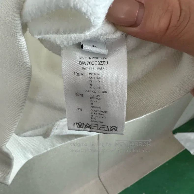 Givenchy Givenchy White Sequin Logo Sweatshirt (Cotton) Size US S / EU 44-46 / 1 - 6 Thumbnail