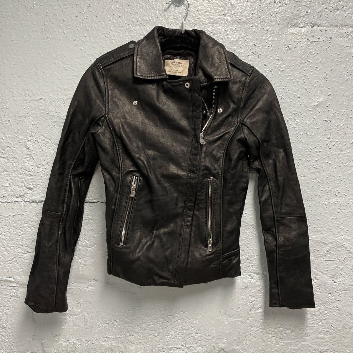 Zara ZARA Authentic Leather Moto Jacket Size XS / US 0-2 / IT 36-38 - 1 Thumbnail