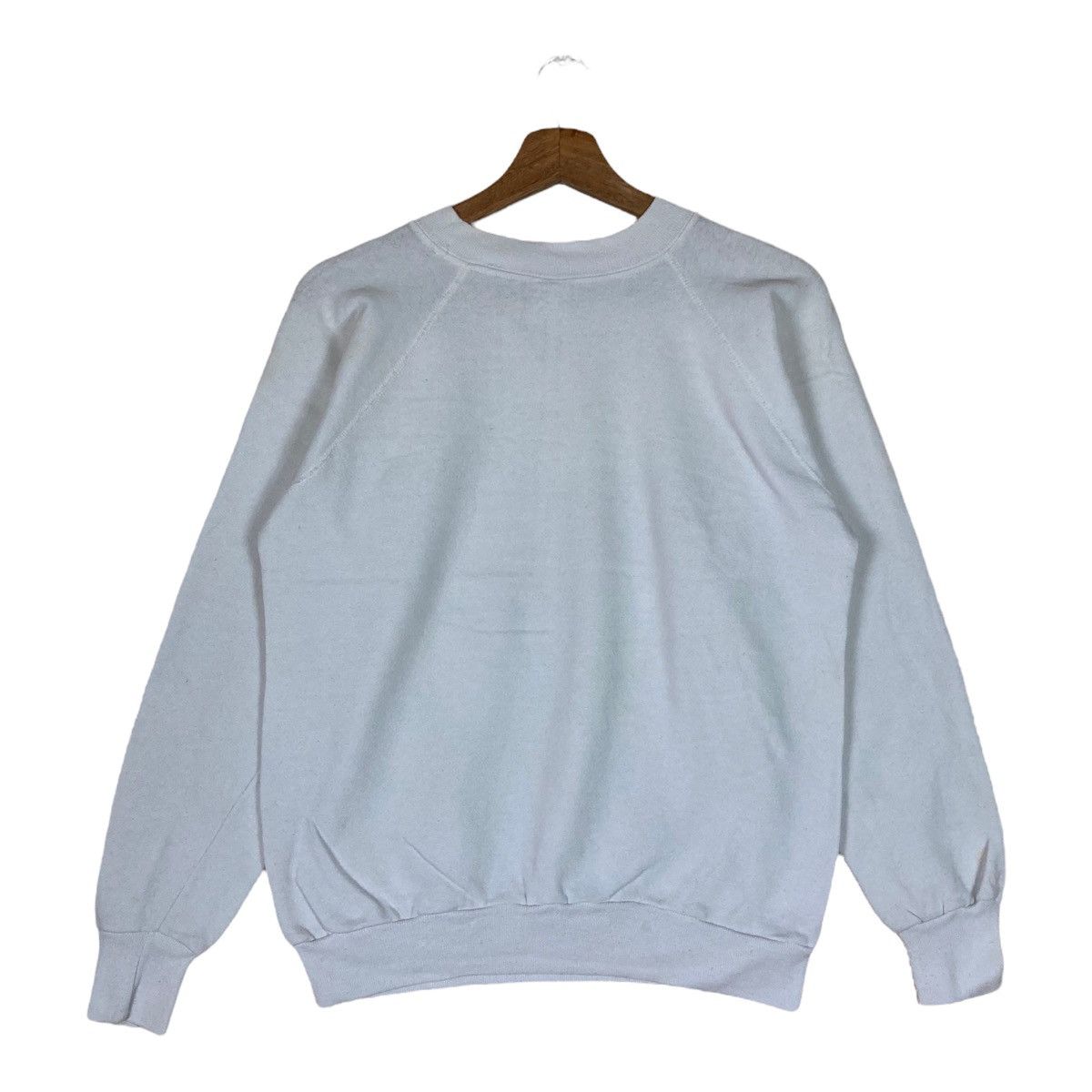 Vintage Vintage Skiing Graphics Pullover Jumper Sweatshirt Size US M / EU 48-50 / 2 - 5 Thumbnail