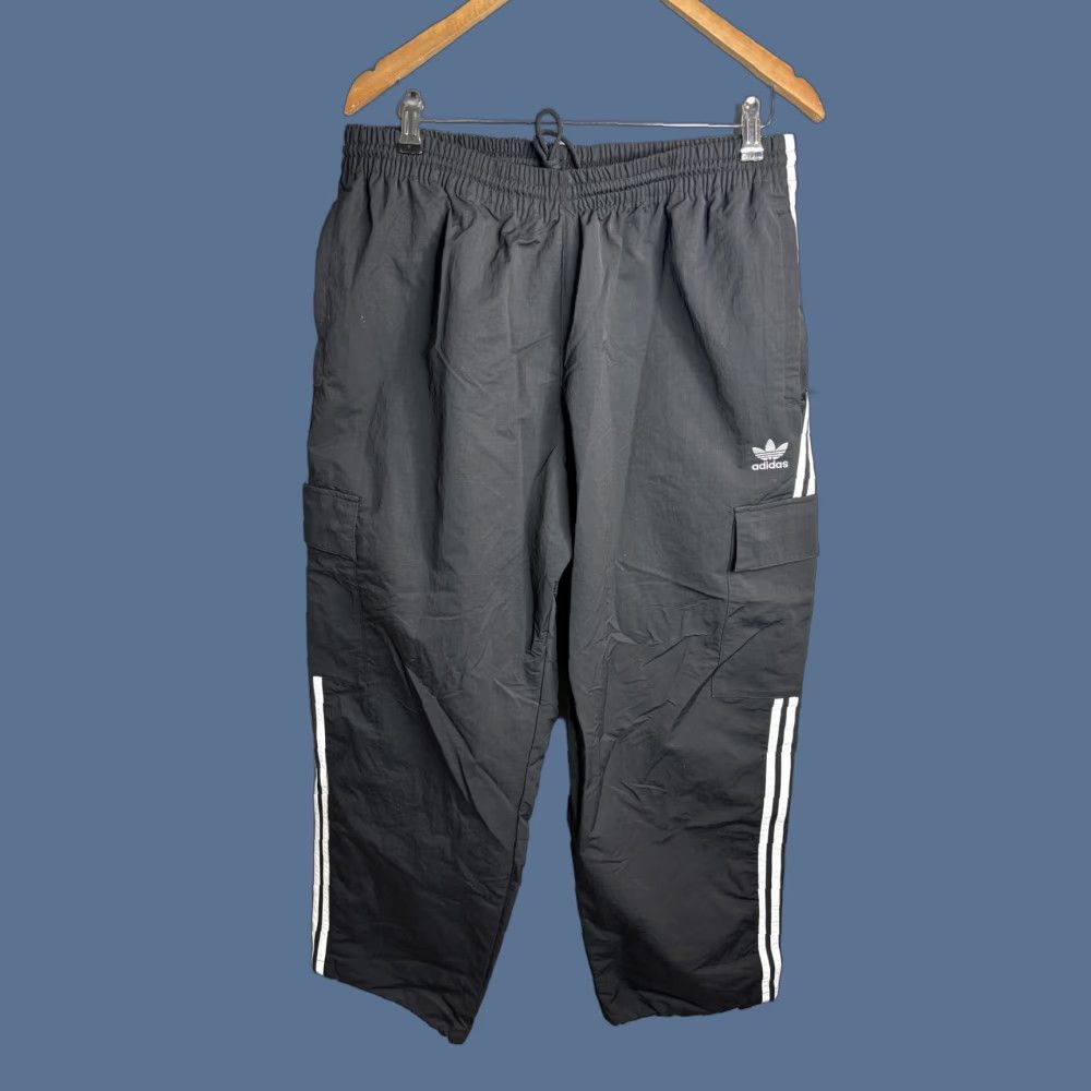 Adidas Adidas Originals Track Pants Mens XL Black Cargo Side Stripe Elastic Waist Size US 36 / EU 52 - 1 Thumbnail