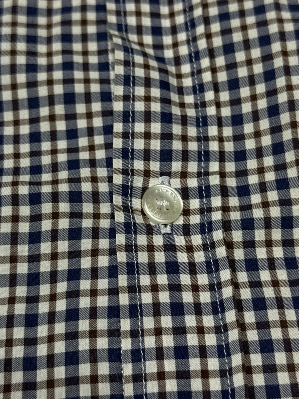 Burberry Burberry check shirt buttons up Size US S / EU 44-46 / 1 - 5 Thumbnail