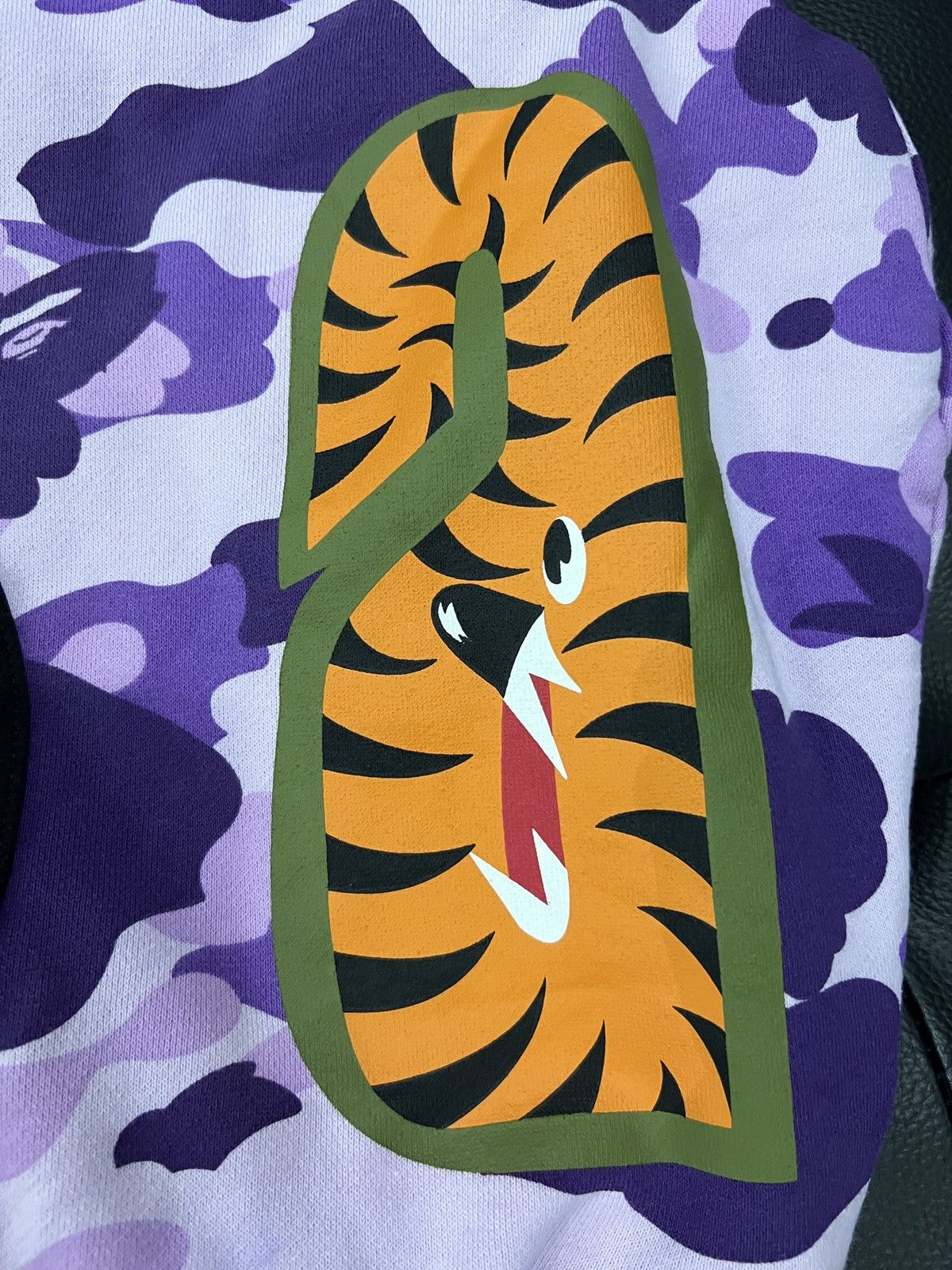 Bape A Bathing Ape Taipei Exclusive Purple Camo Shark Zip Hoodie Size US XL / EU 56 / 4 - 9 Thumbnail