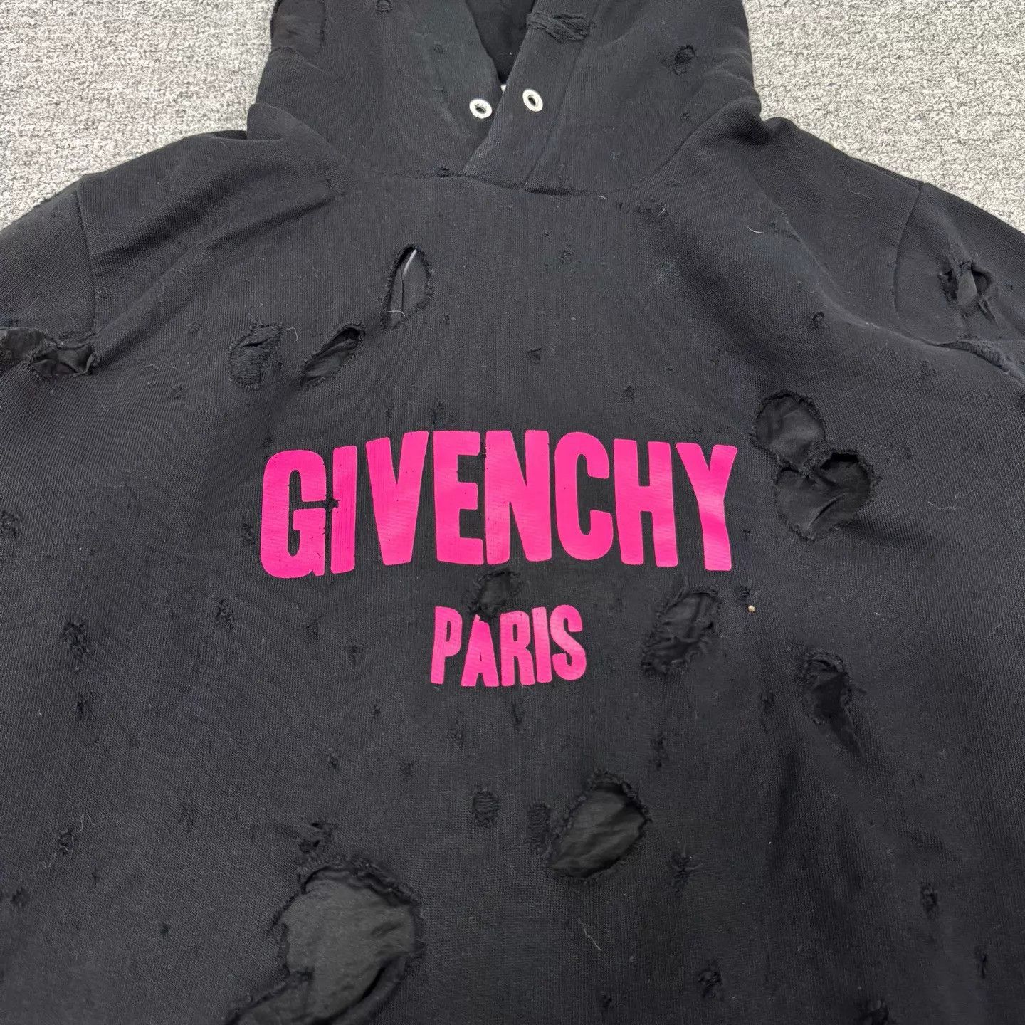 Givenchy Givenchy distressed logo print hoodie XS mint Size US XS / EU 42 / 0 - 5 Thumbnail