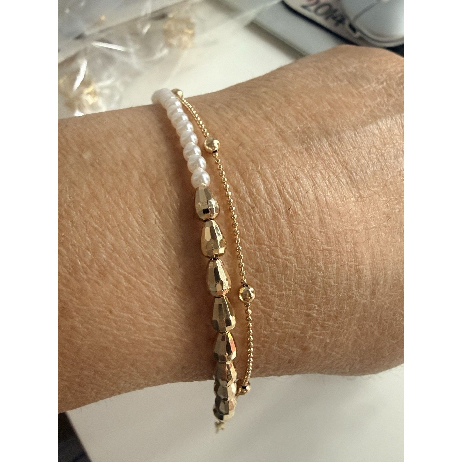 & Other Stories Double Gold Plated Bracelet with Pearls Size ONE SIZE - 2 Thumbnail